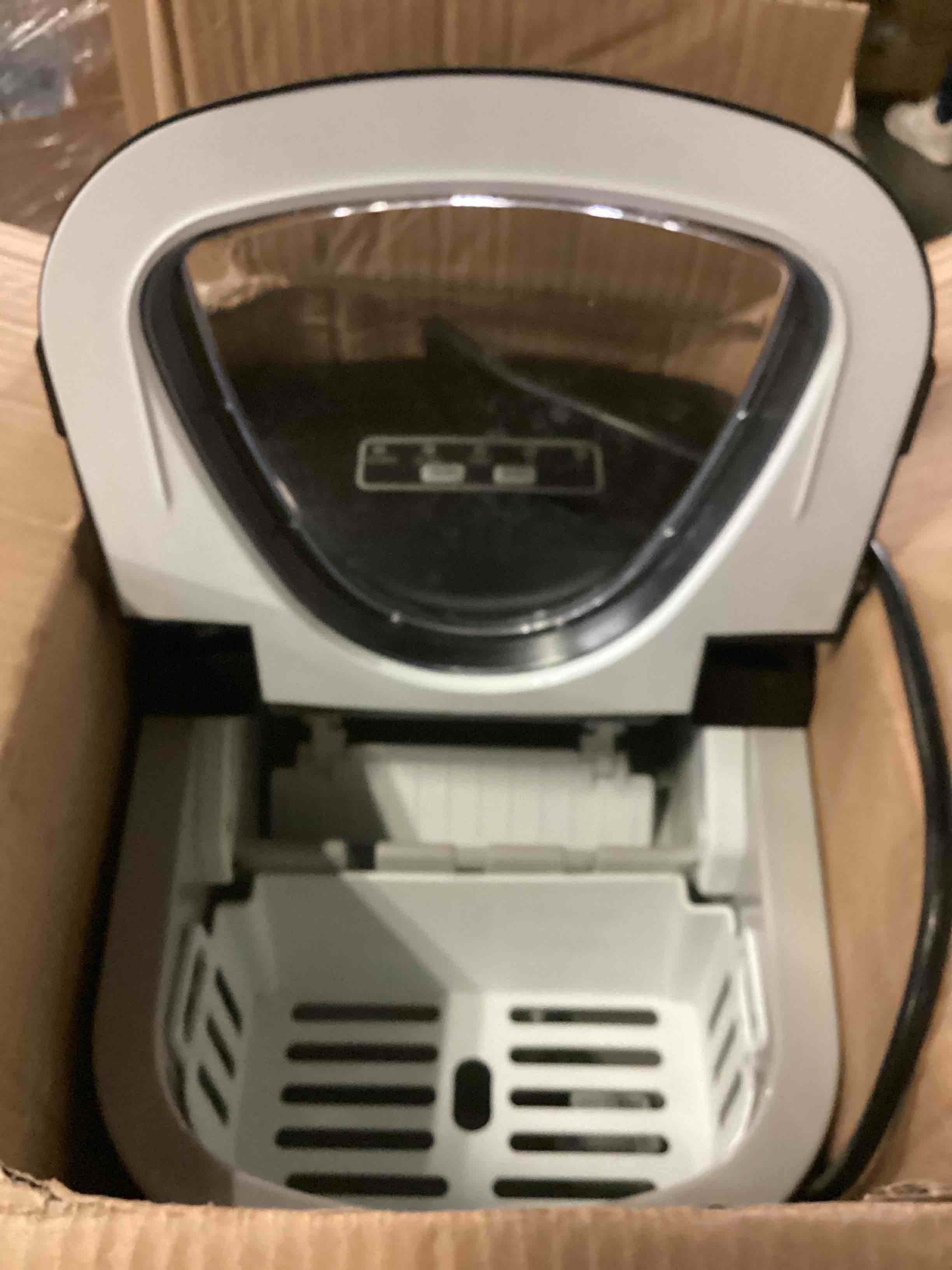 https://s3.amazonaws.com/lotting-images-prod/bidfta/BLU5866716_1721733827140.jpeg
