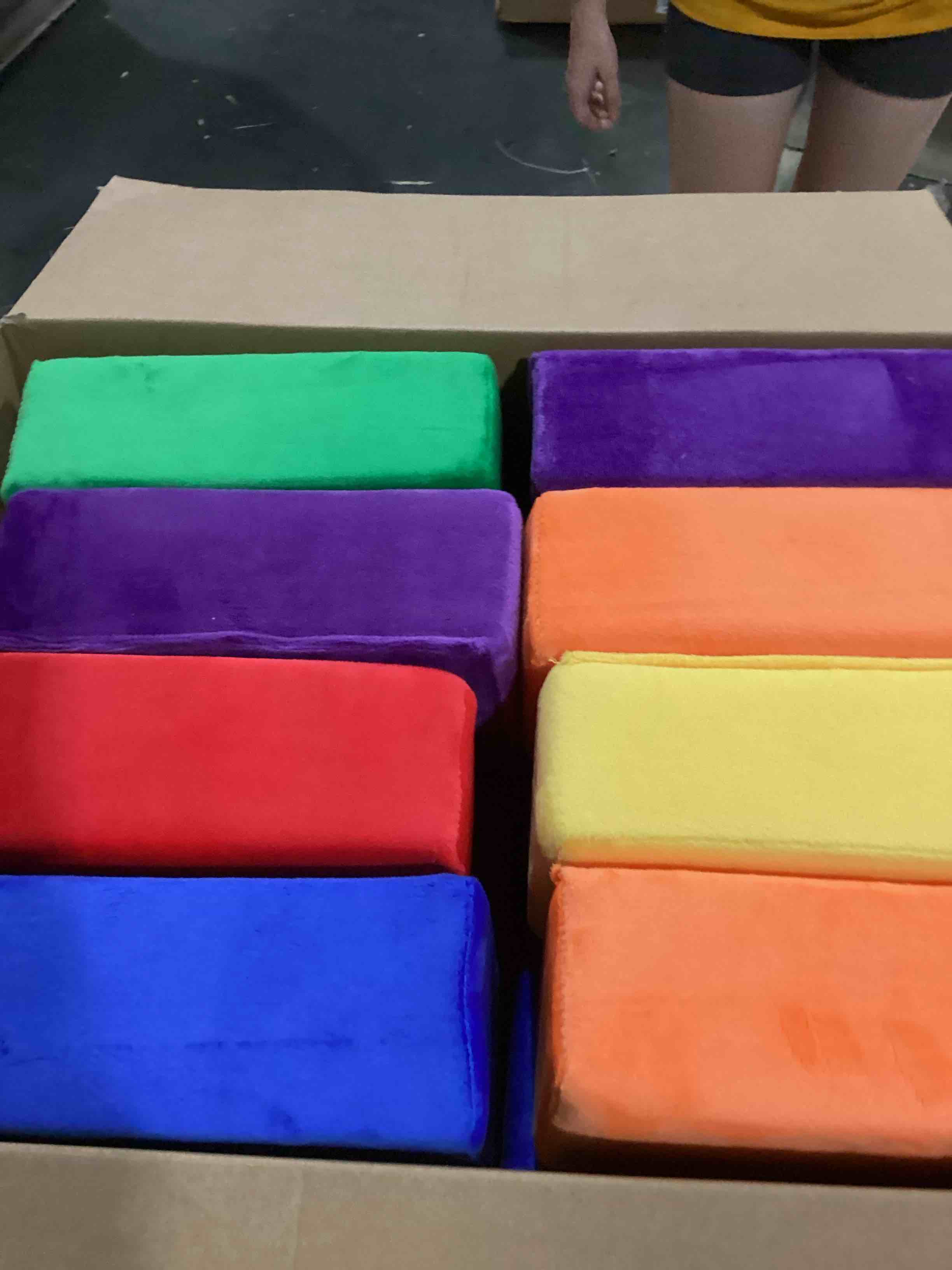 https://s3.amazonaws.com/lotting-images-prod/bidfta/BLU5866951_1721321064097.jpeg