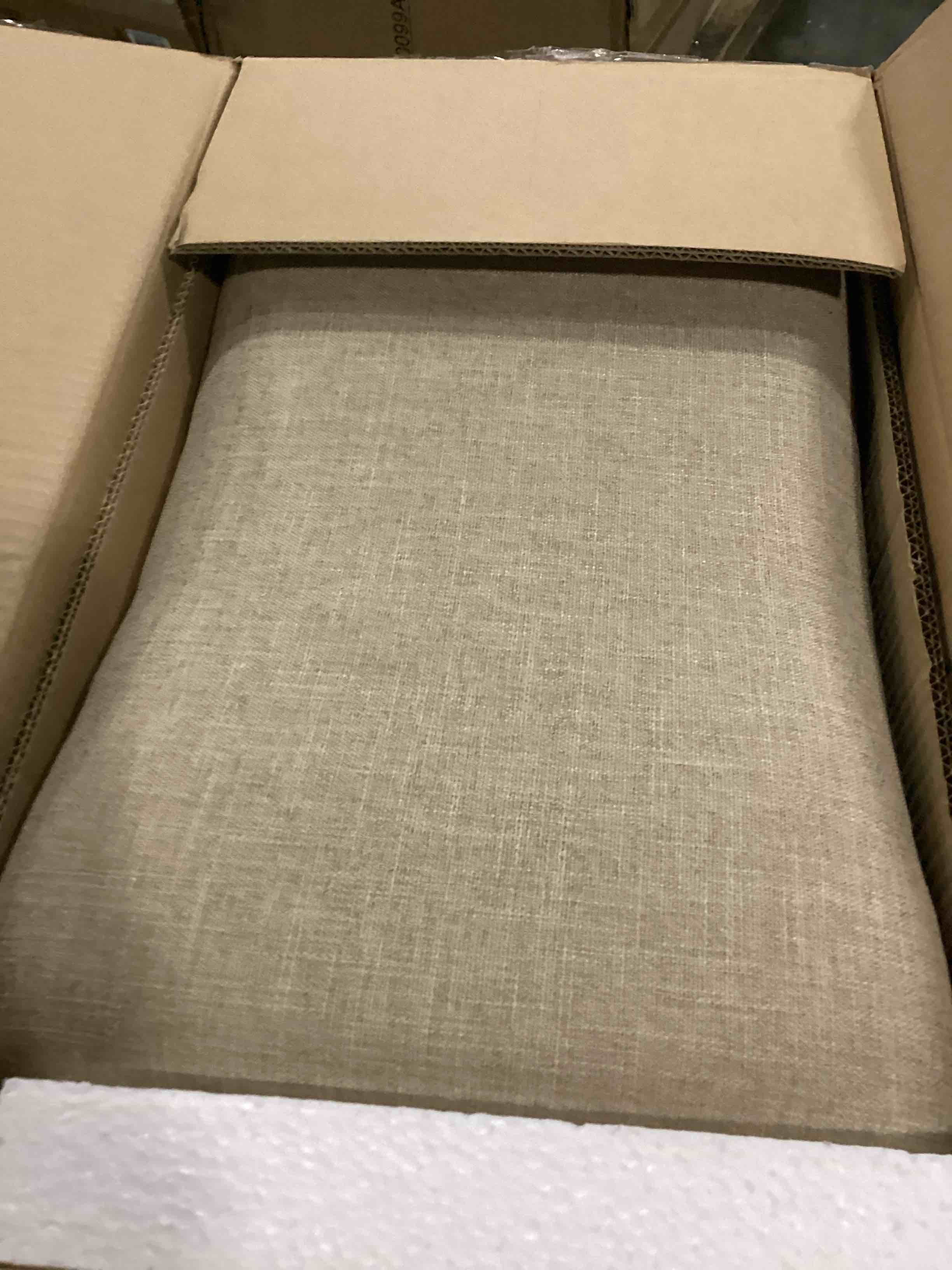 https://s3.amazonaws.com/lotting-images-prod/bidfta/BLU5867212_1721826394486.jpeg