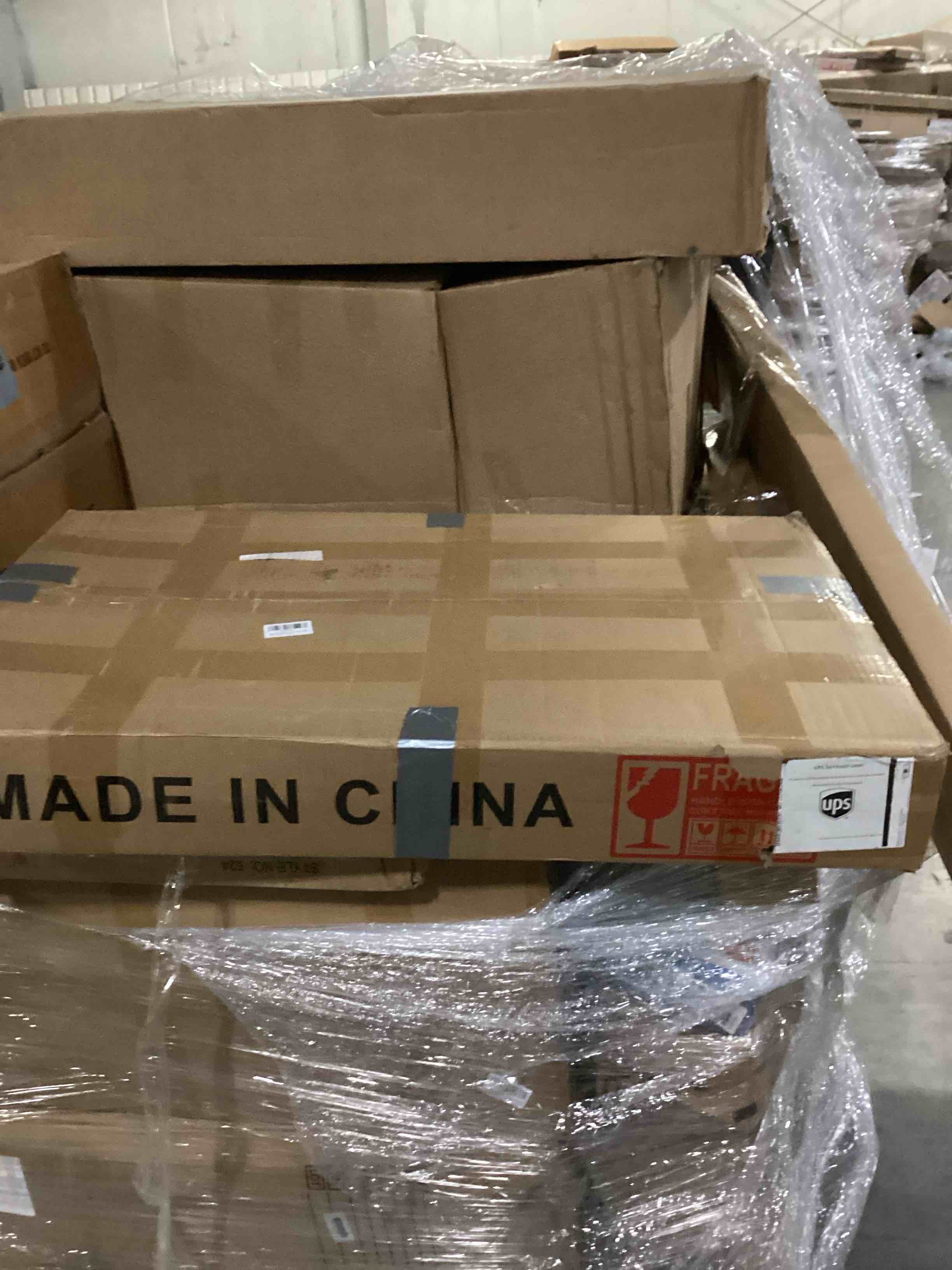 https://s3.amazonaws.com/lotting-images-prod/bidfta/BLU5867246_1721846473614.jpeg