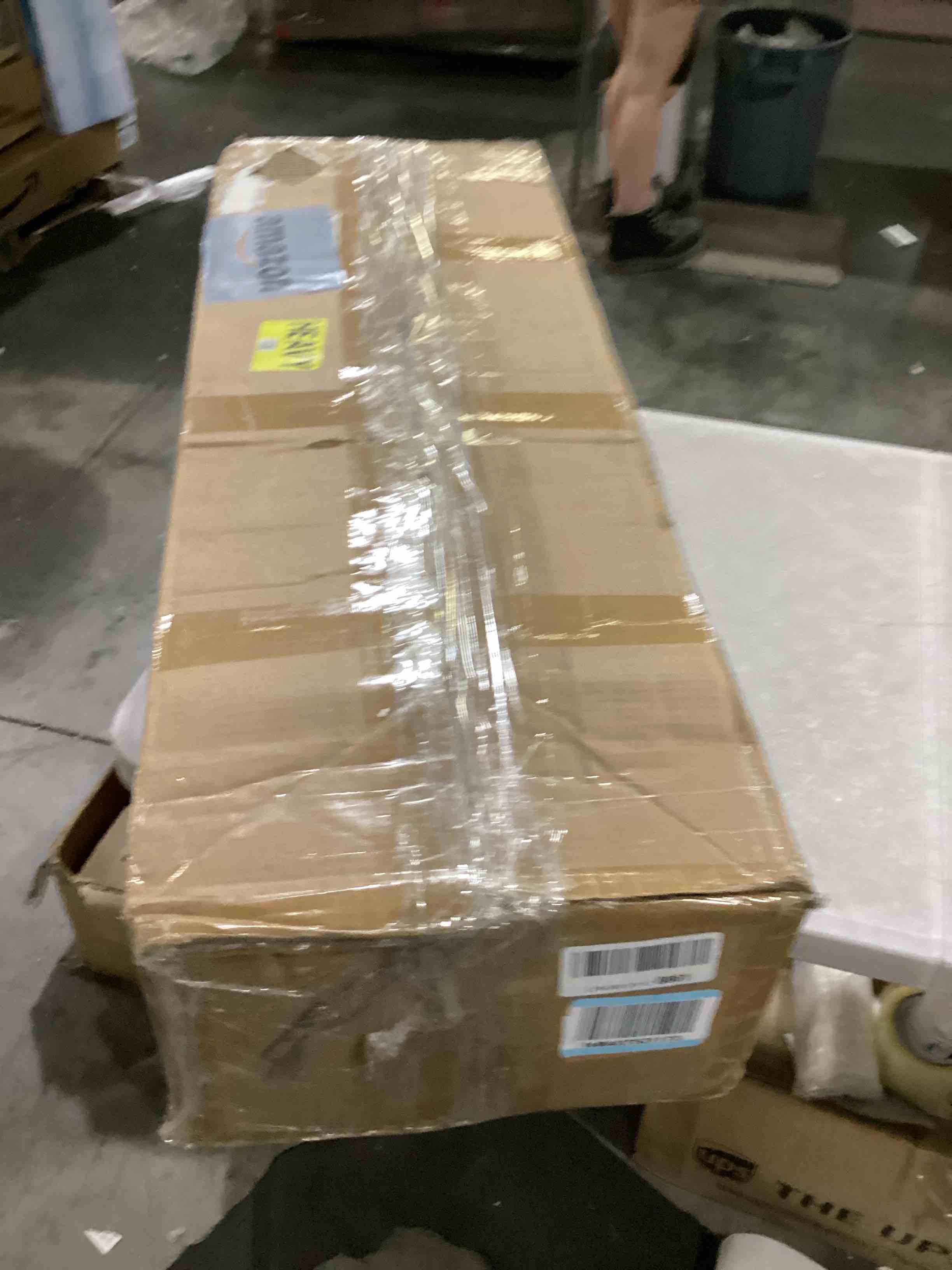 https://s3.amazonaws.com/lotting-images-prod/bidfta/BLU5867352_1722006052144.jpeg