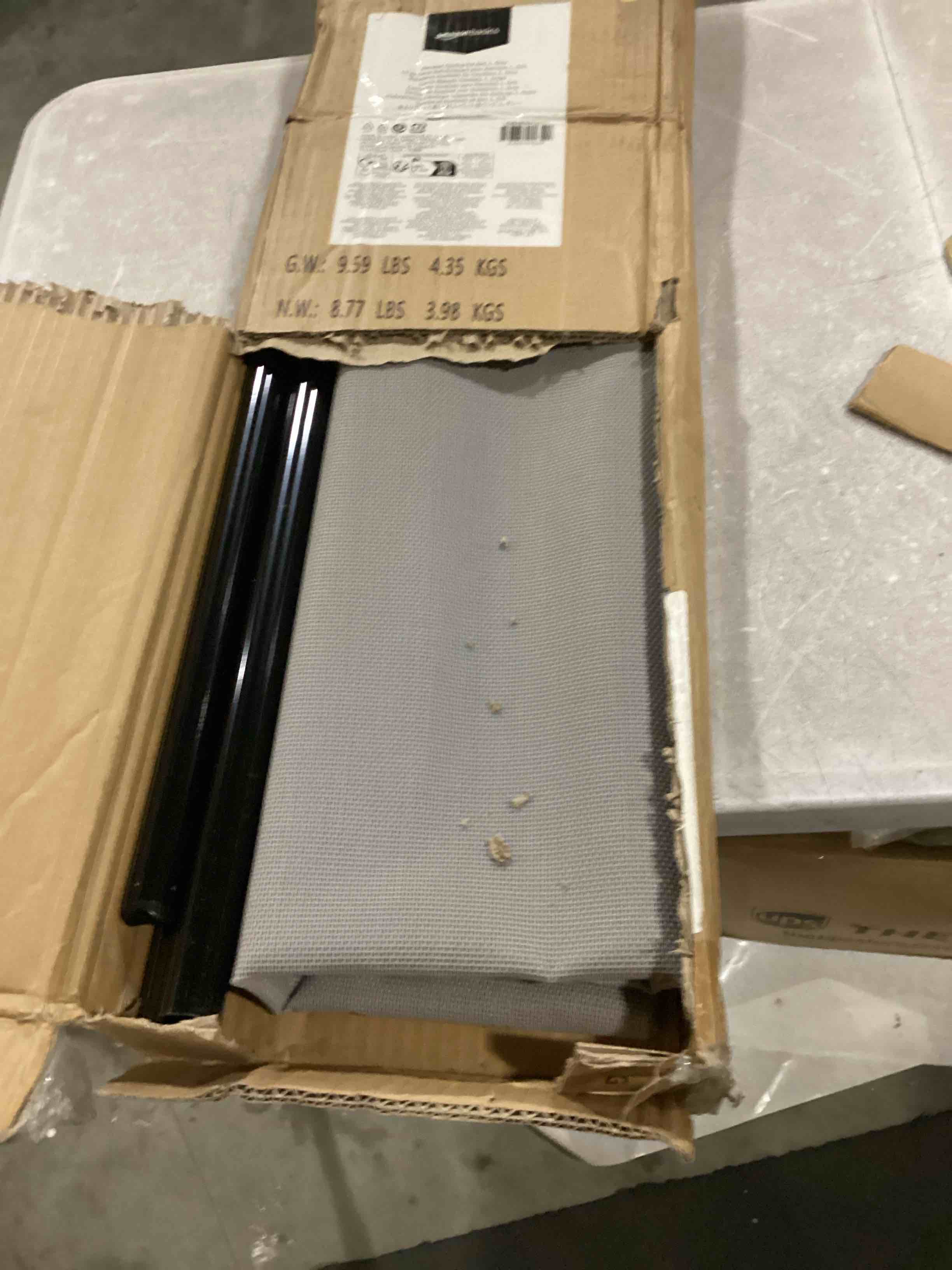 https://s3.amazonaws.com/lotting-images-prod/bidfta/BLU5867366_1722011676251.jpeg