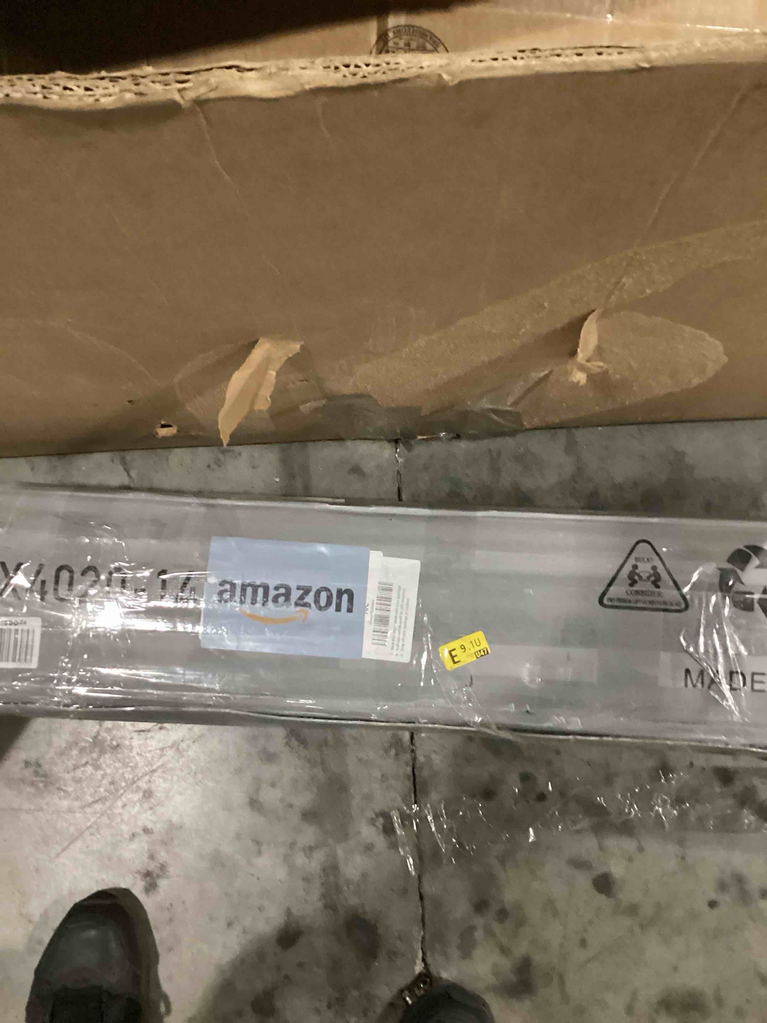 https://s3.amazonaws.com/lotting-images-prod/bidfta/BLU5867397_1722019804977.jpeg