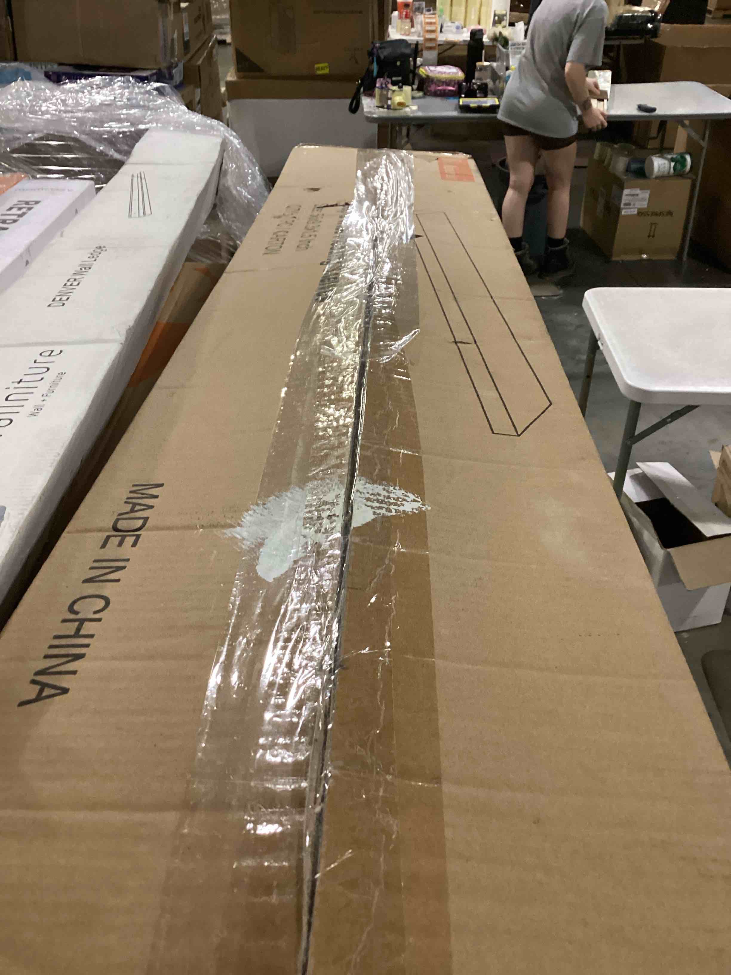 https://s3.amazonaws.com/lotting-images-prod/bidfta/BLU5867421_1722255326549.jpeg