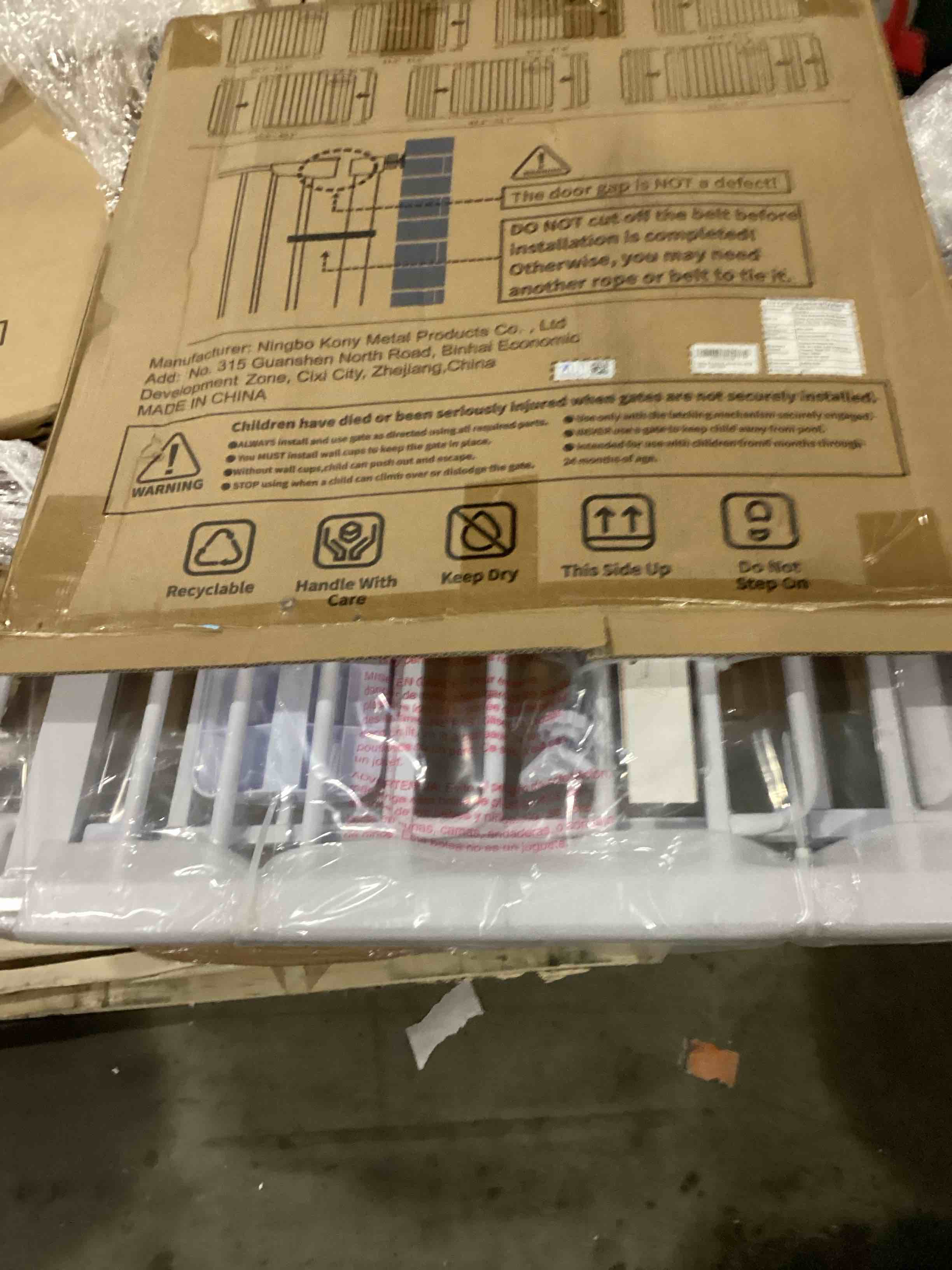 https://s3.amazonaws.com/lotting-images-prod/bidfta/BLU5868428_1723554067910.jpeg