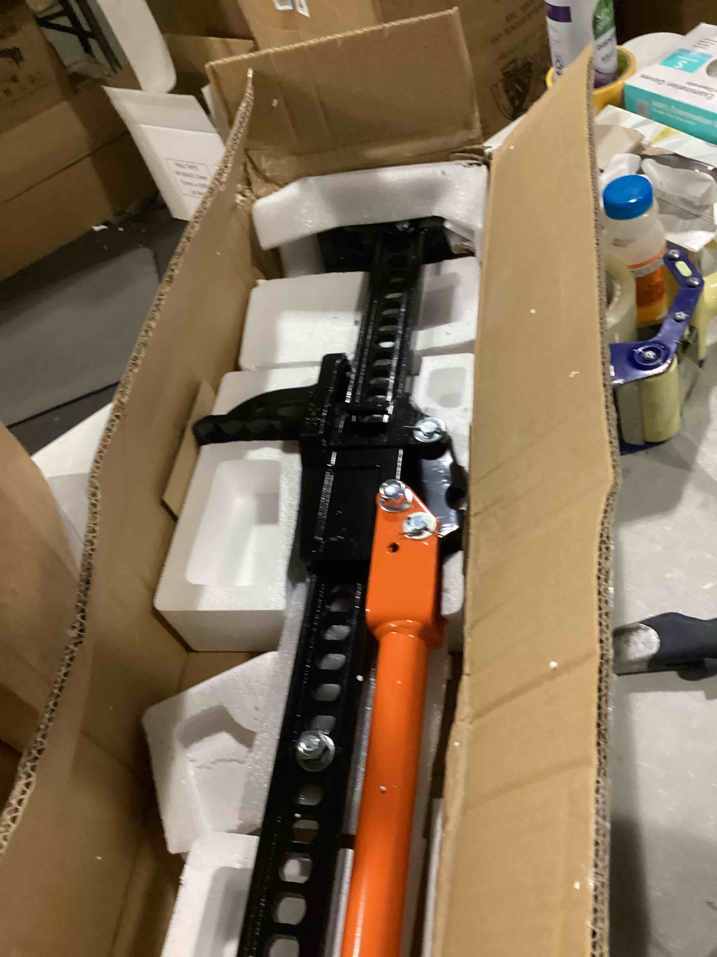 https://s3.amazonaws.com/lotting-images-prod/bidfta/BLU5869118_1723470102491.jpeg