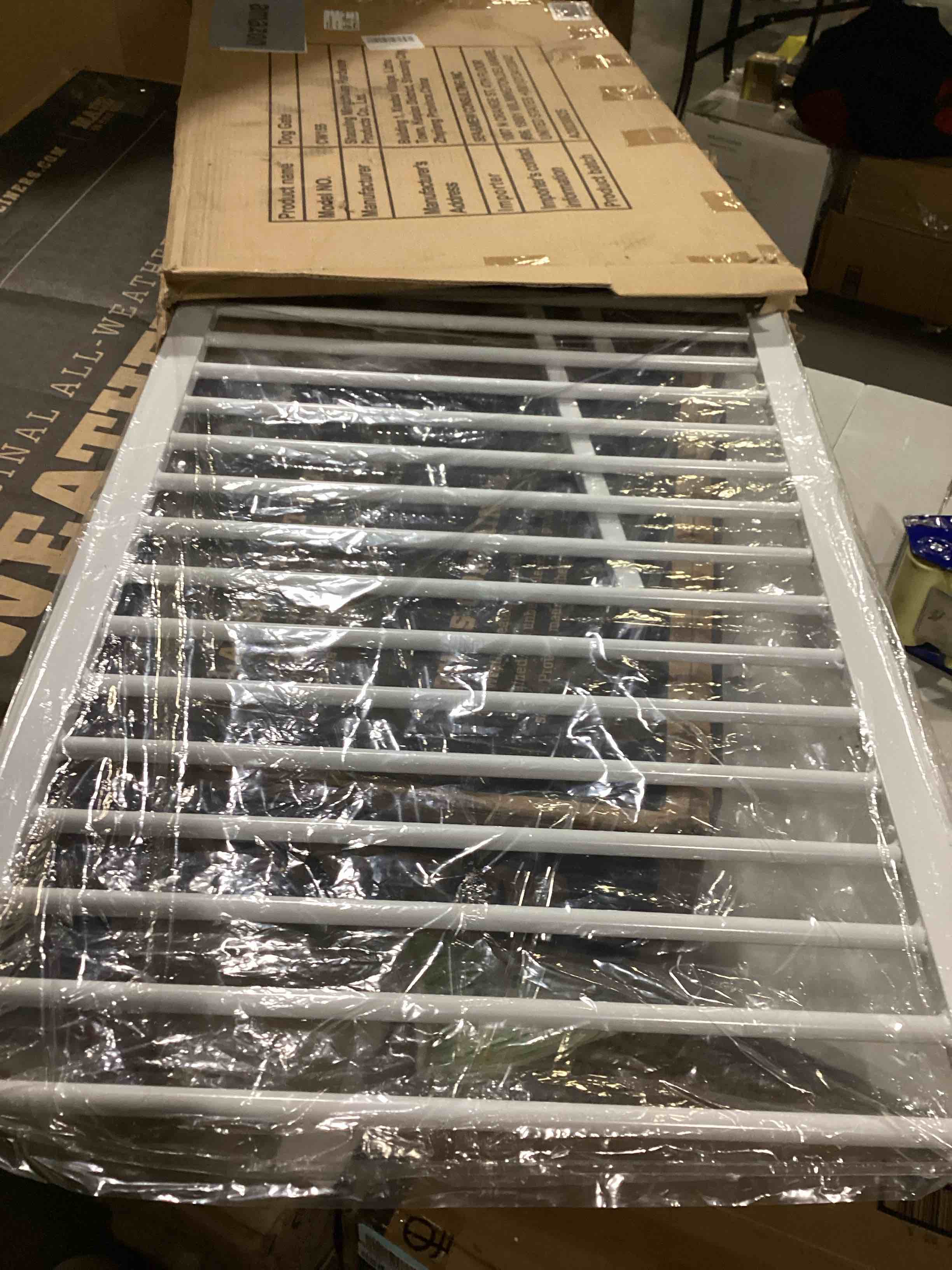 https://s3.amazonaws.com/lotting-images-prod/bidfta/BLU5869329_1723634639650.jpeg