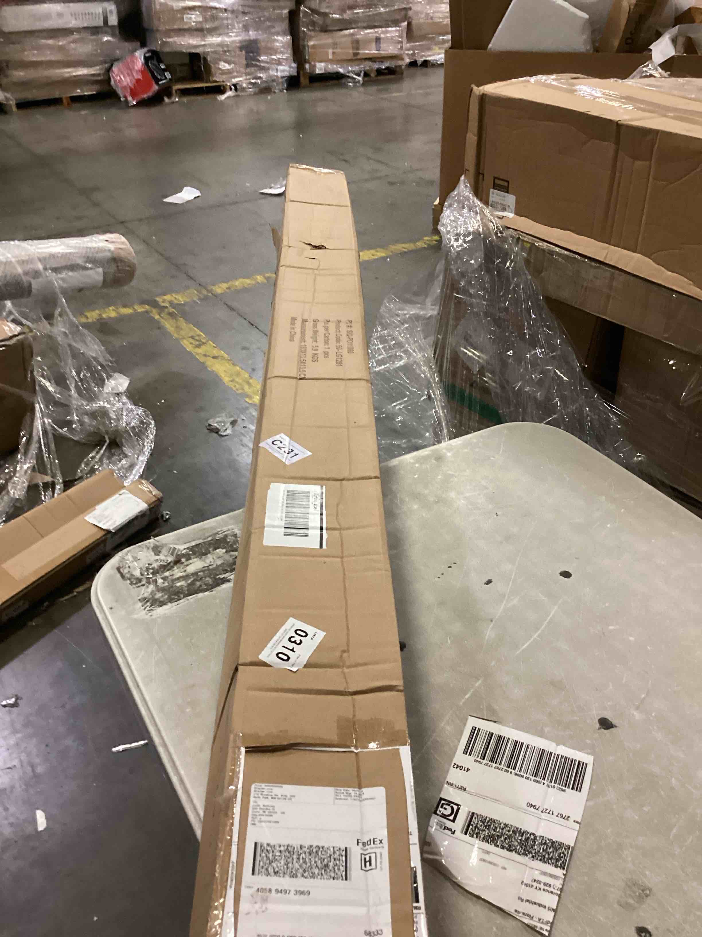 https://s3.amazonaws.com/lotting-images-prod/bidfta/BLU5870216_1722963373803.jpeg