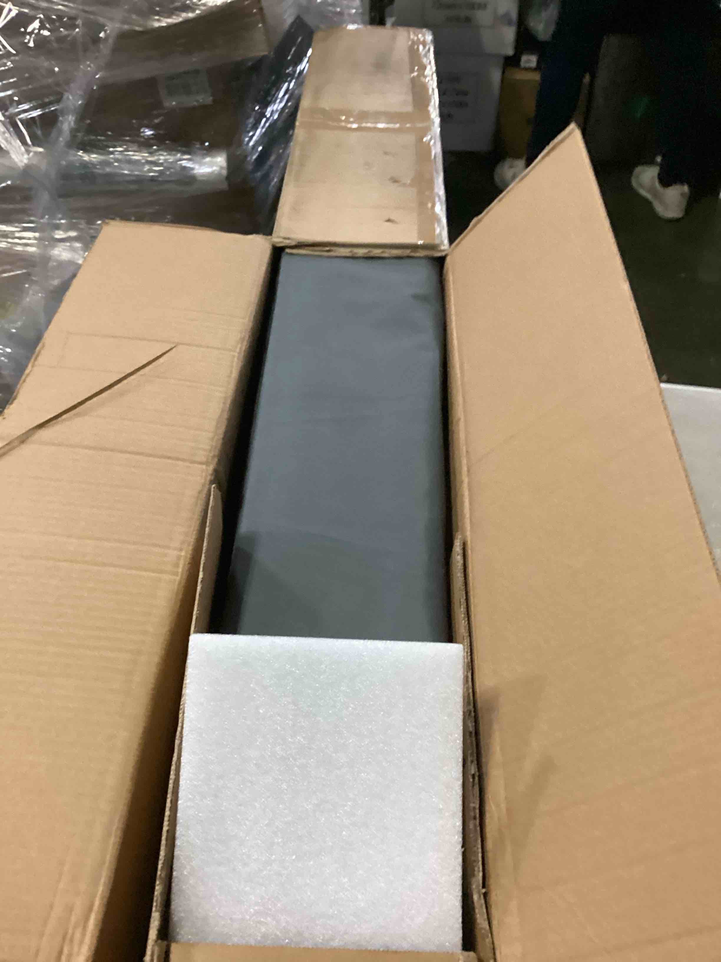 https://s3.amazonaws.com/lotting-images-prod/bidfta/BLU5870335_1723041441794.jpeg
