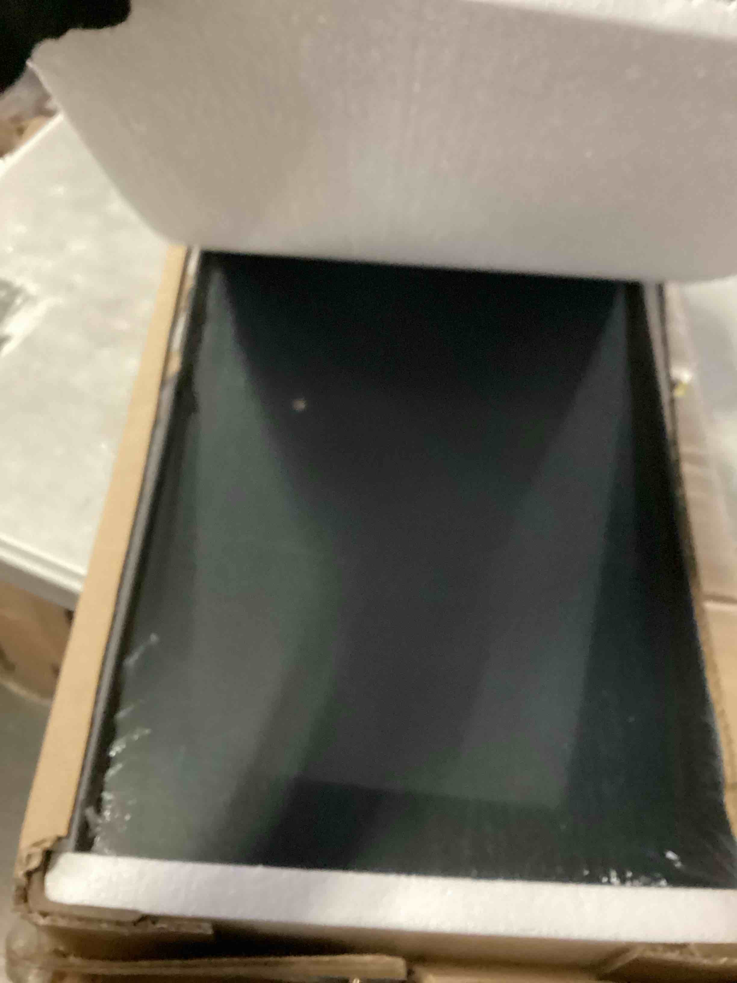 https://s3.amazonaws.com/lotting-images-prod/bidfta/BLU5870395_1723057735286.jpeg