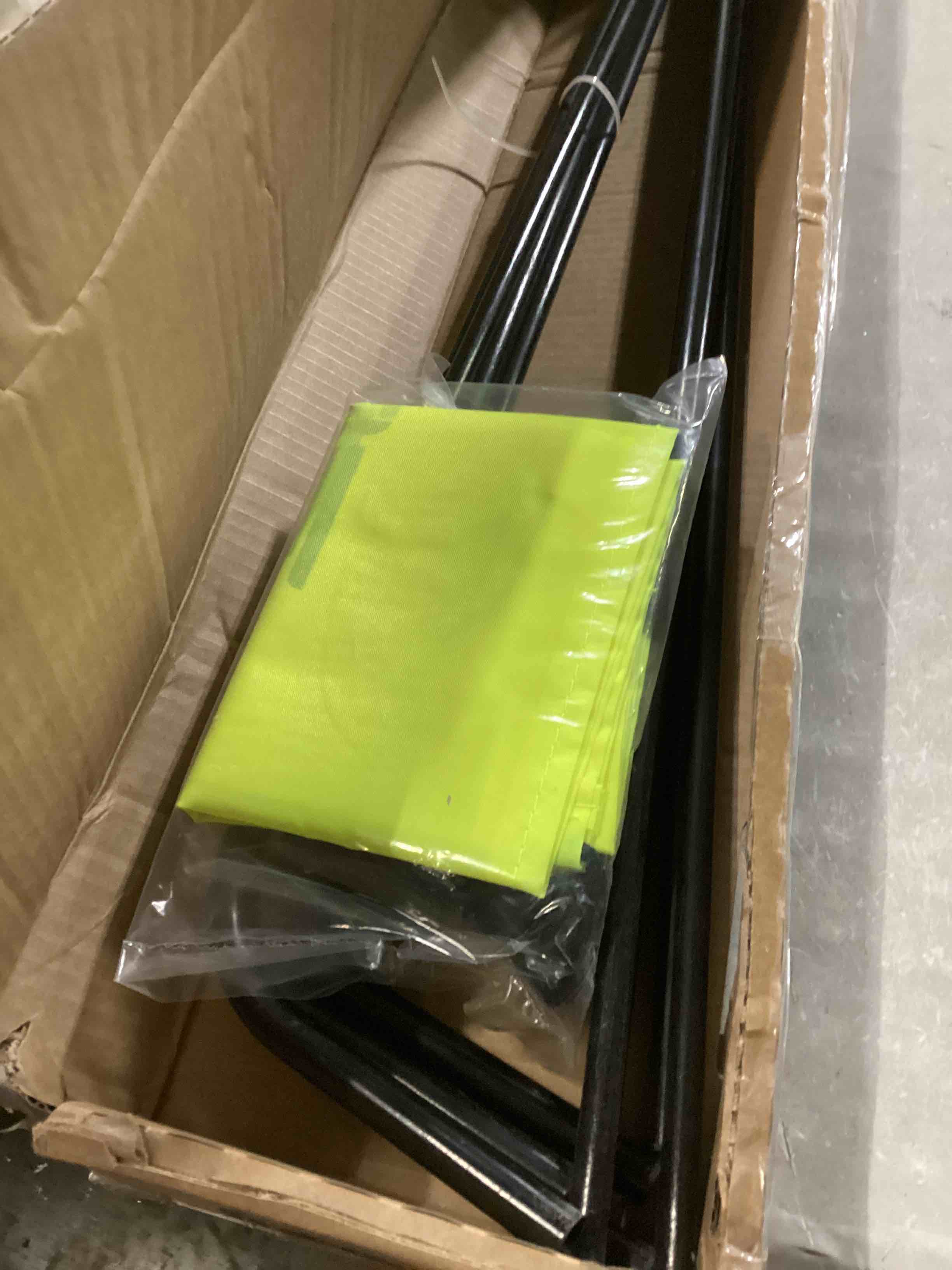 https://s3.amazonaws.com/lotting-images-prod/bidfta/BLU5871663_1724352533597.jpeg