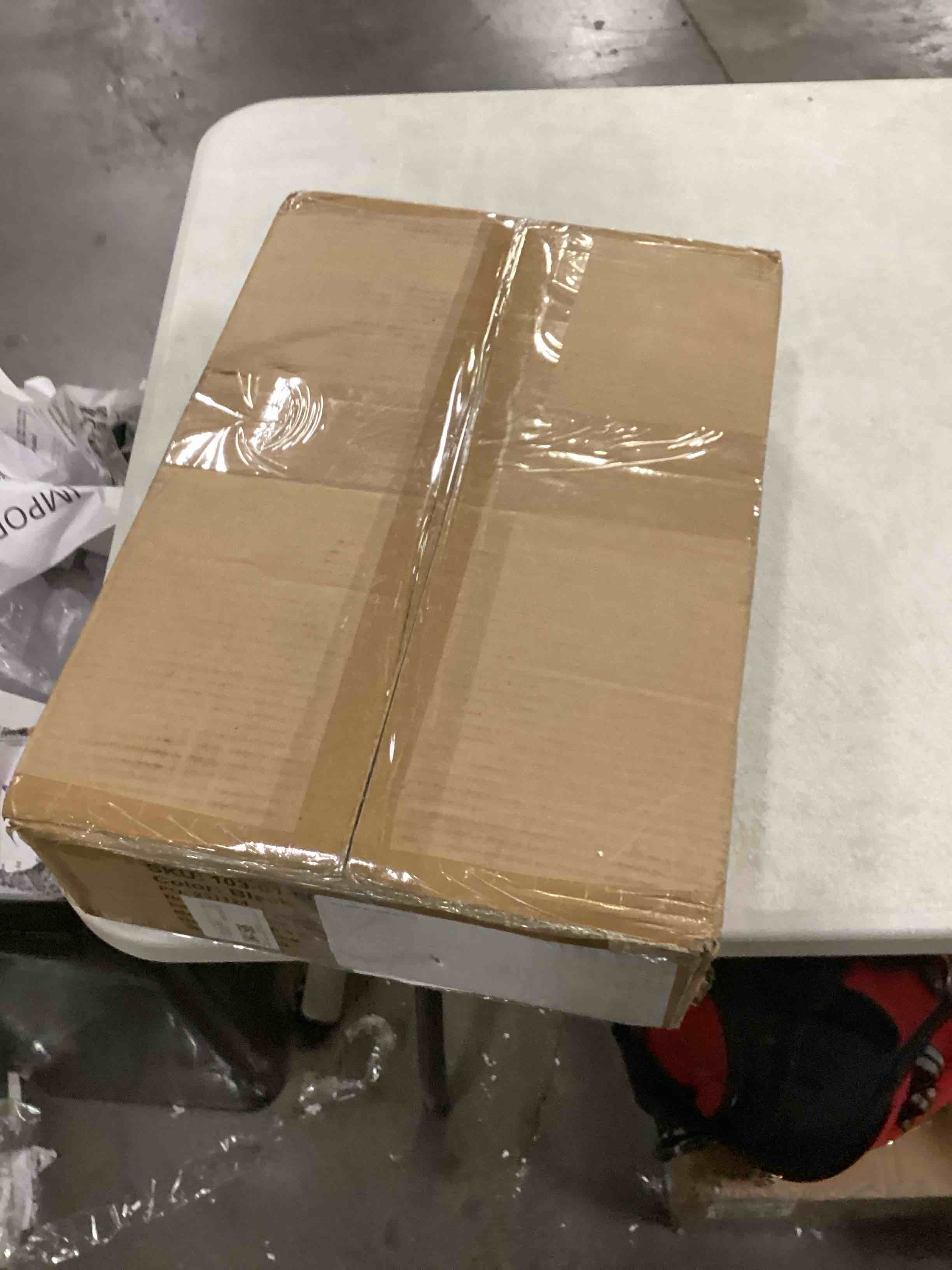 https://s3.amazonaws.com/lotting-images-prod/bidfta/BLU5872943_1719582967007.jpeg