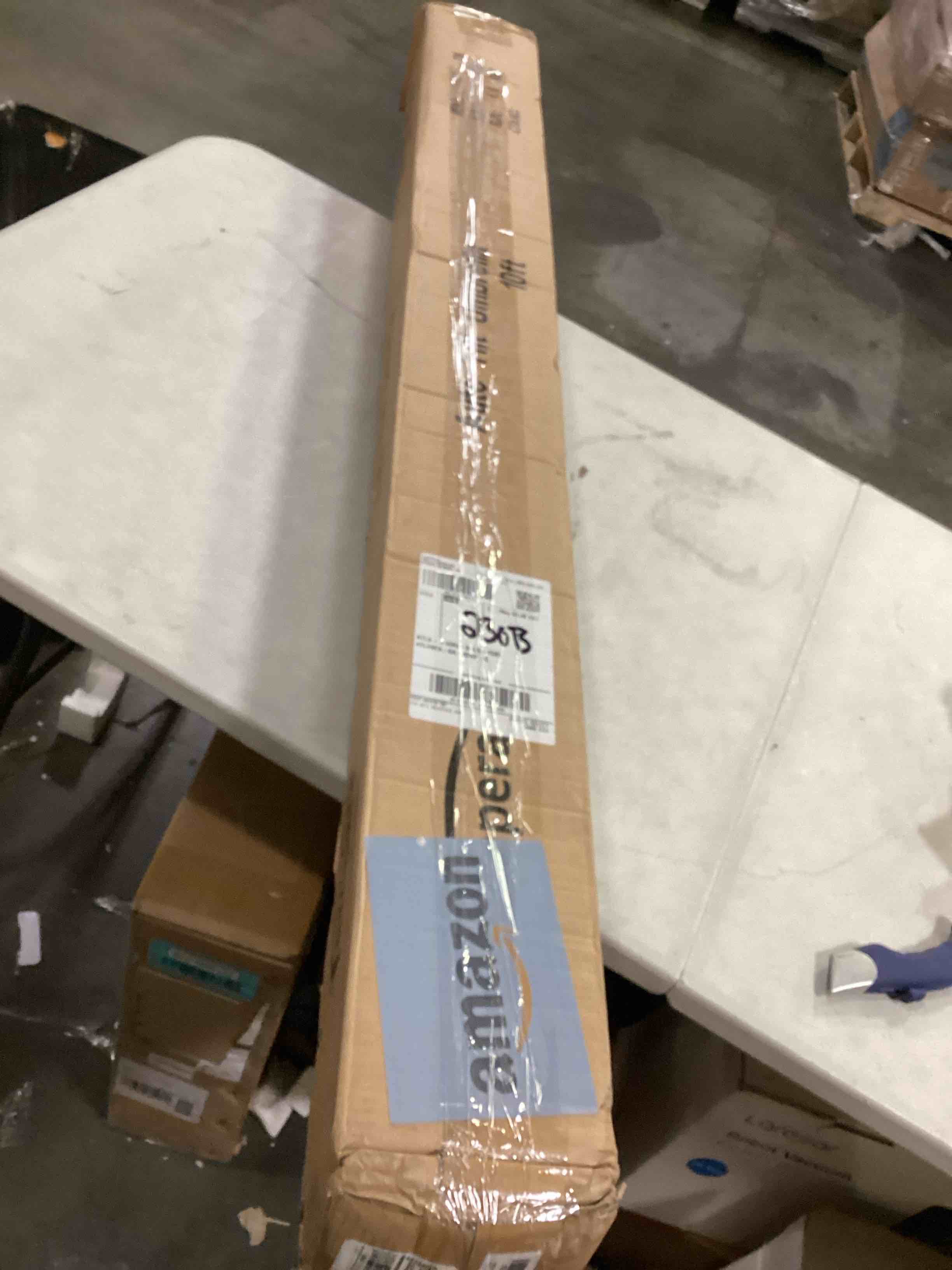 https://s3.amazonaws.com/lotting-images-prod/bidfta/BLU5873088_1719859957545.jpeg