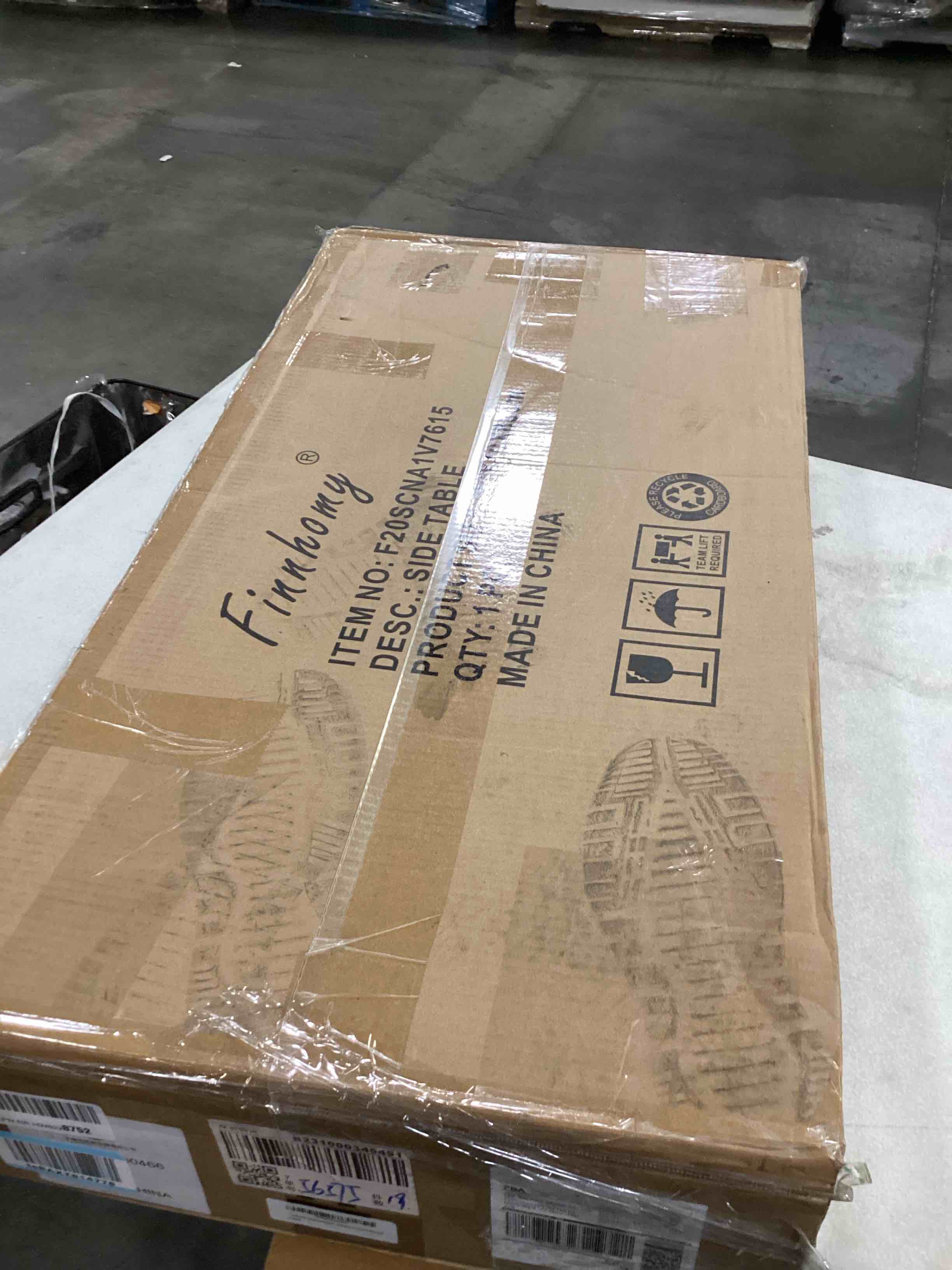 https://s3.amazonaws.com/lotting-images-prod/bidfta/BLU5873110_1719920017756.jpeg