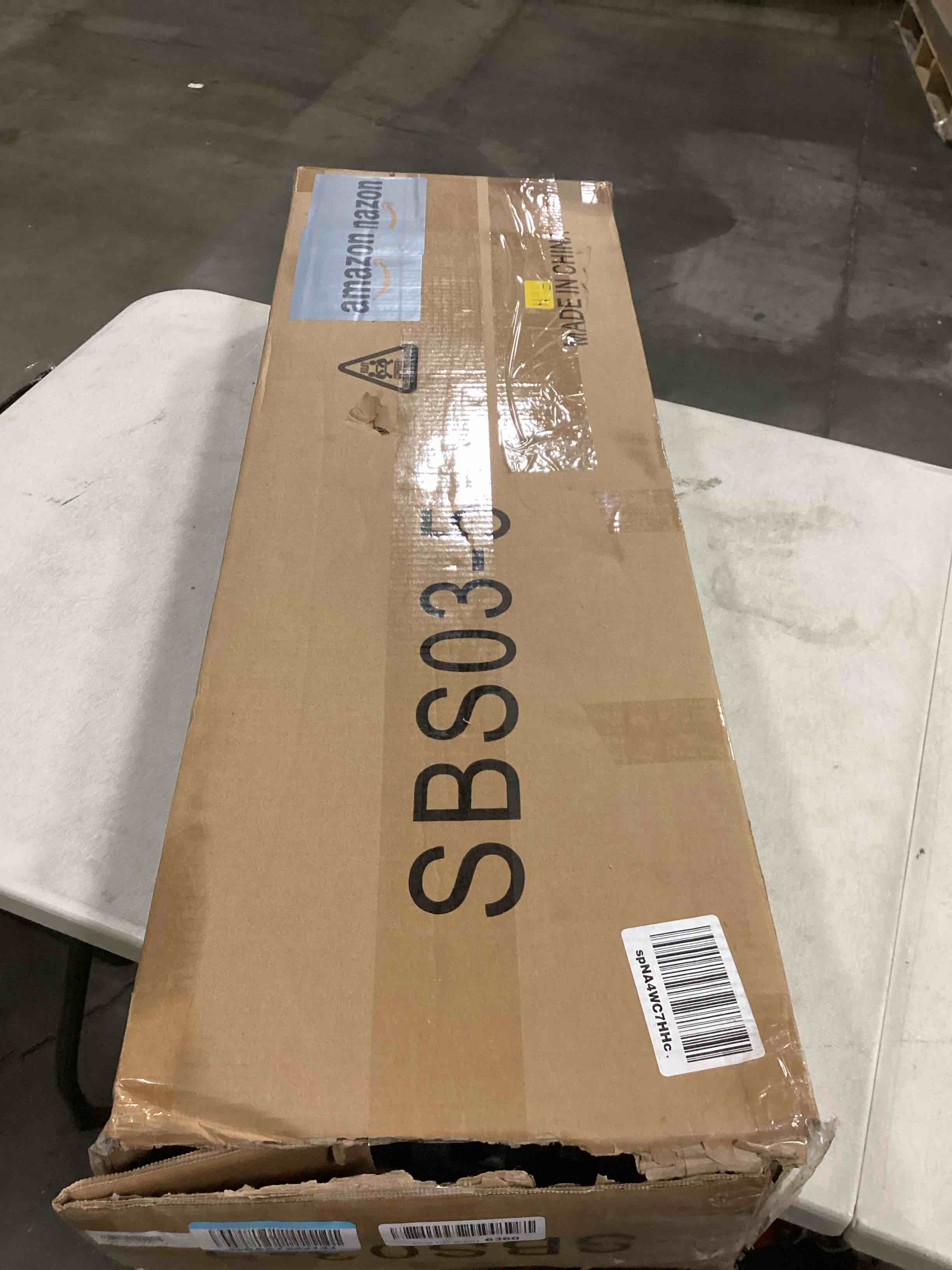 https://s3.amazonaws.com/lotting-images-prod/bidfta/BLU5873113_1719920712542.jpeg