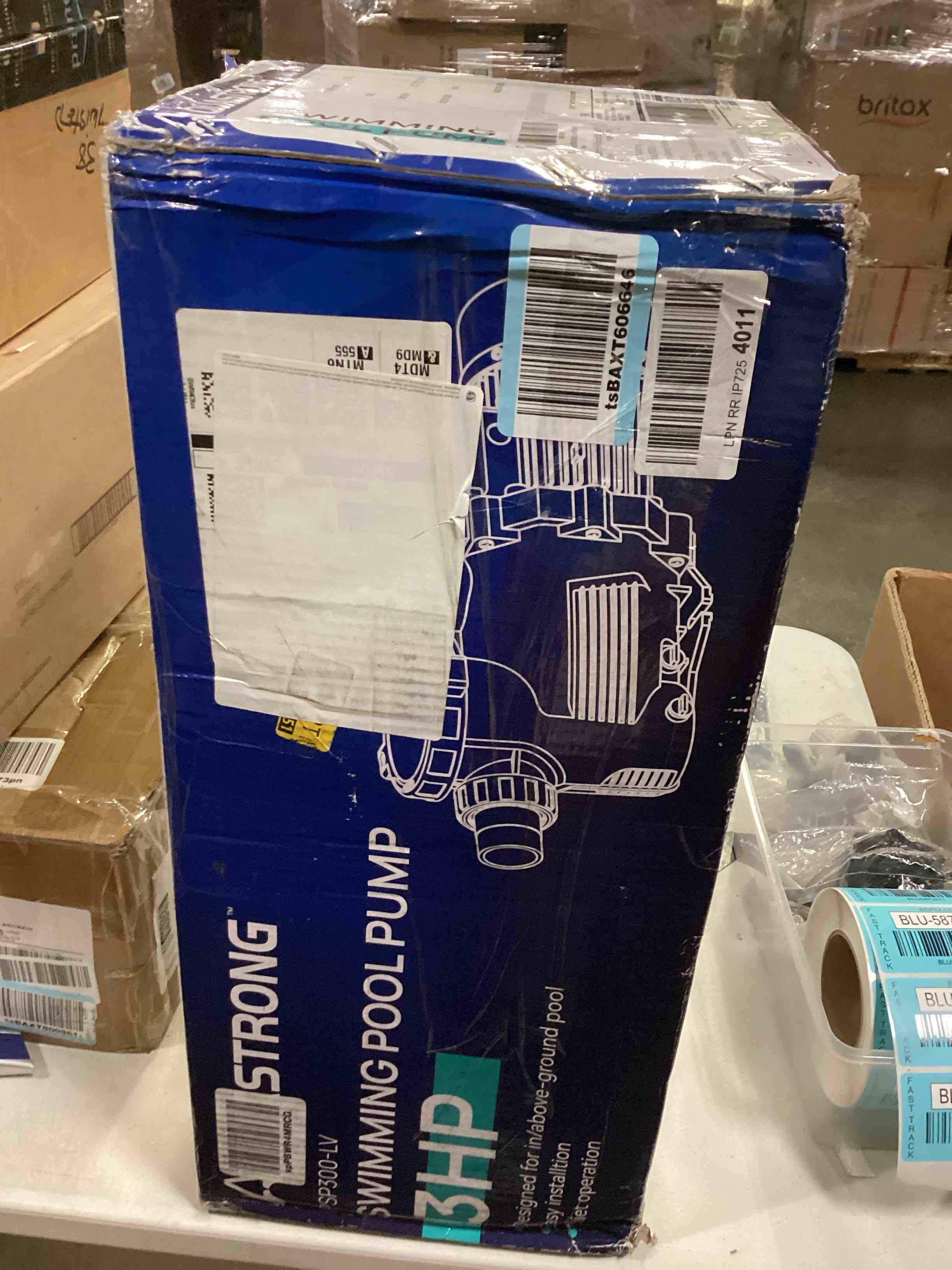 https://s3.amazonaws.com/lotting-images-prod/bidfta/BLU5873208_1720017749706.jpeg
