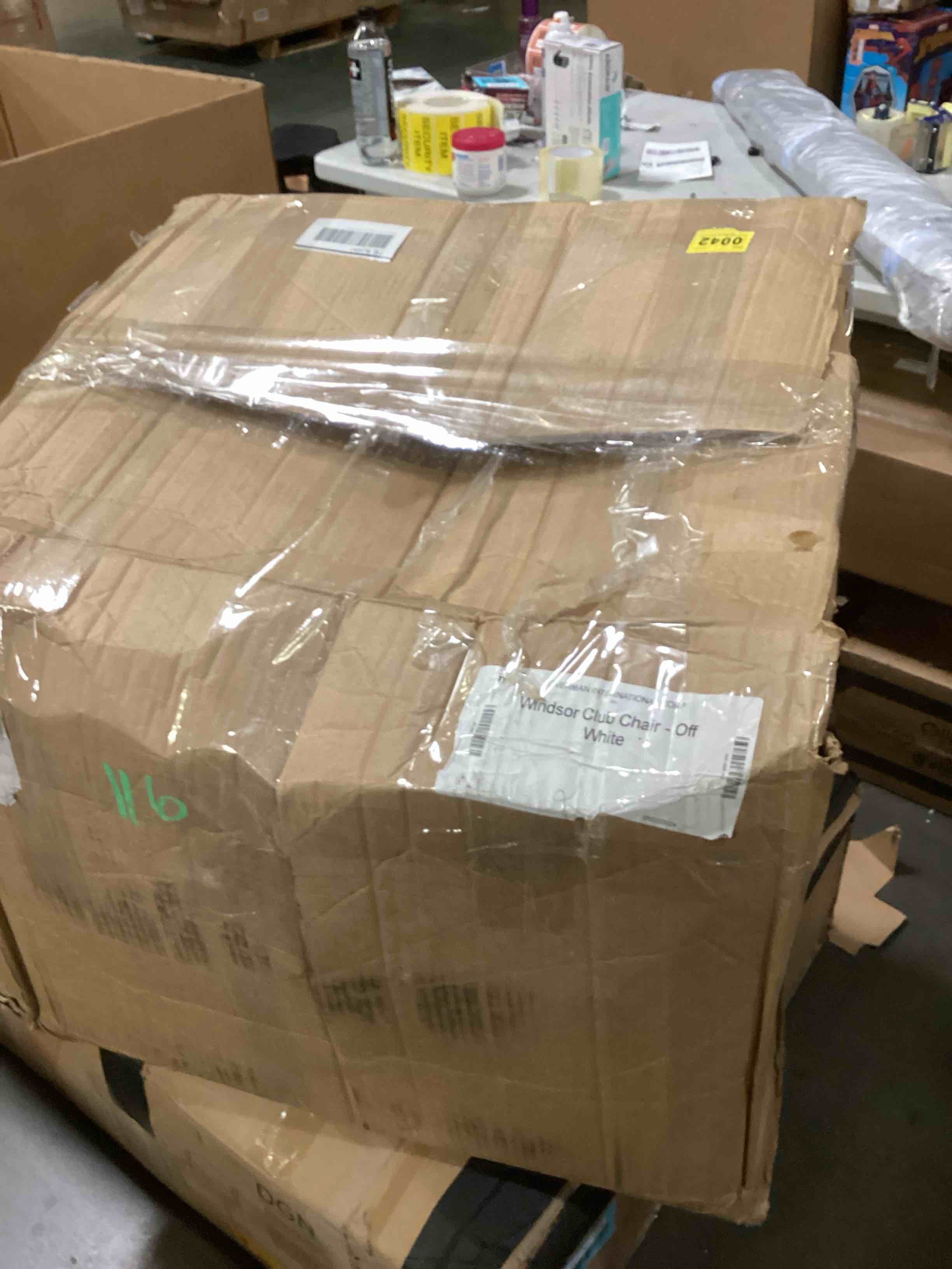 https://s3.amazonaws.com/lotting-images-prod/bidfta/BLU5873376_1720204248691.jpeg