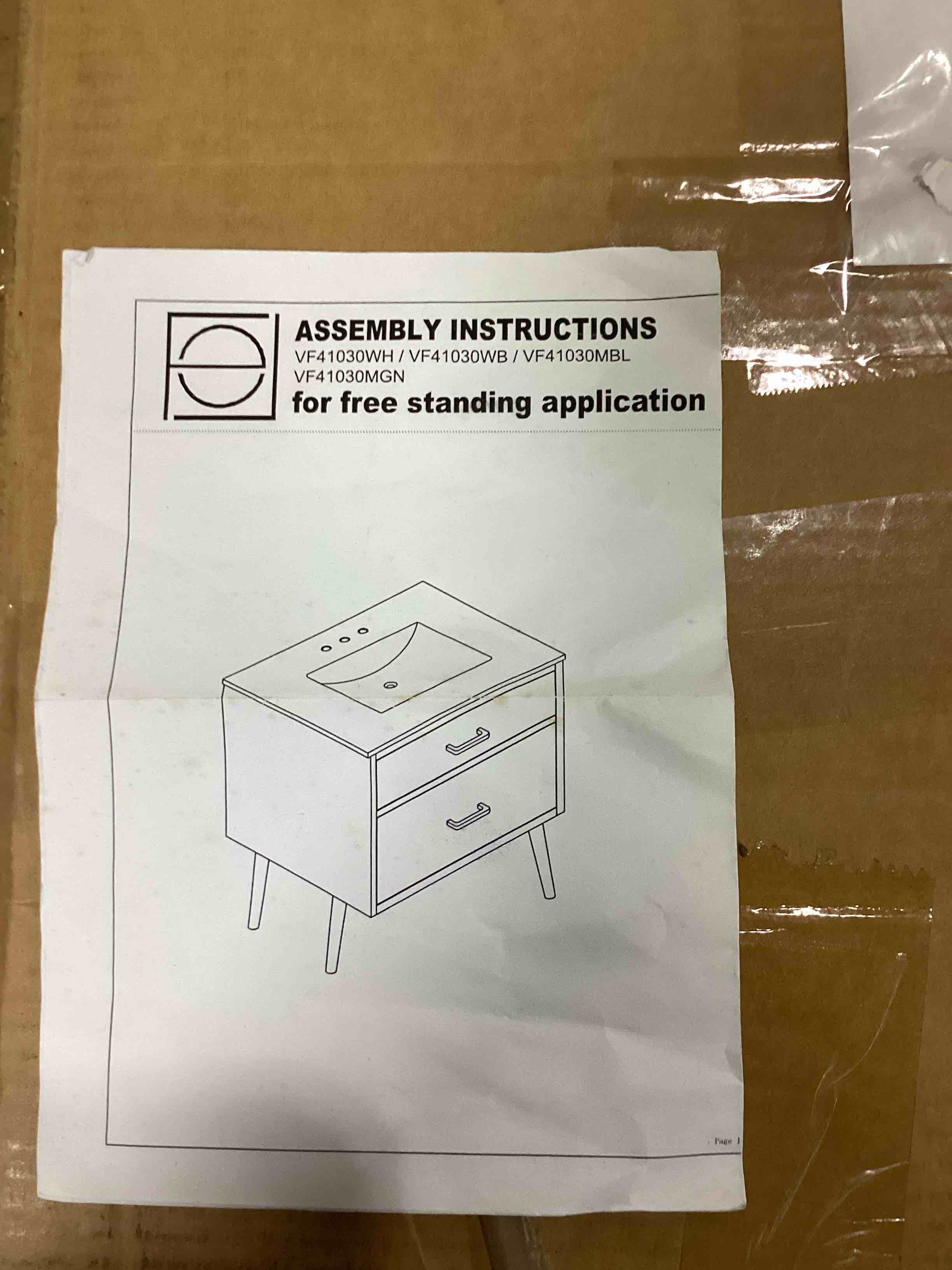 https://s3.amazonaws.com/lotting-images-prod/bidfta/BLU5873468_1720532626006.jpeg