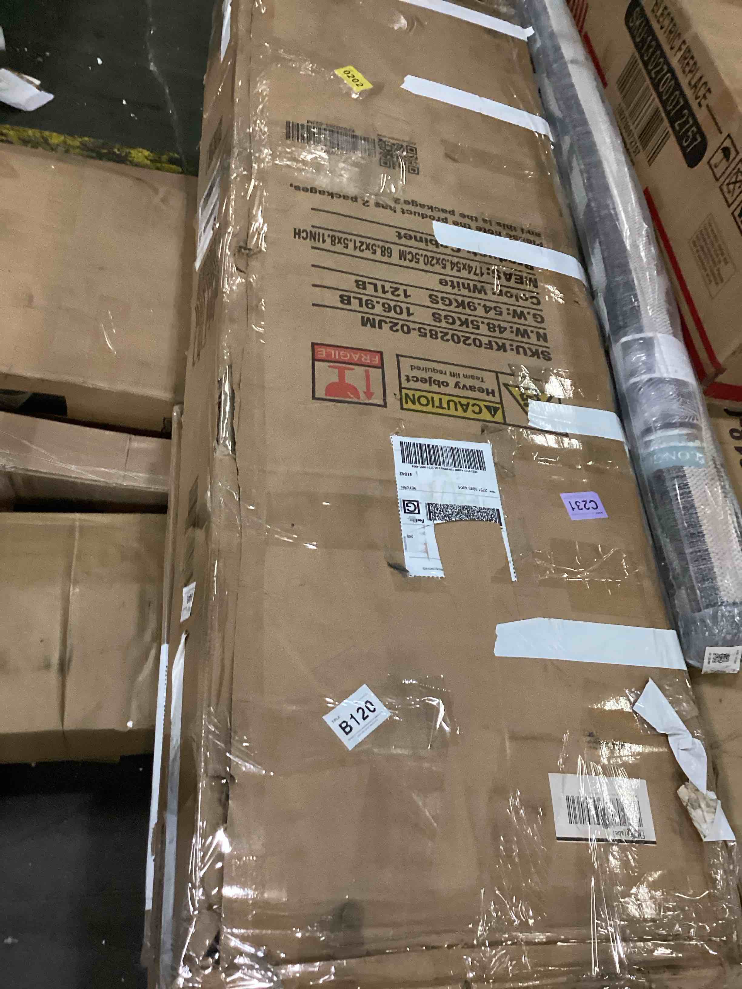 https://s3.amazonaws.com/lotting-images-prod/bidfta/BLU5873475_1720537734956.jpeg
