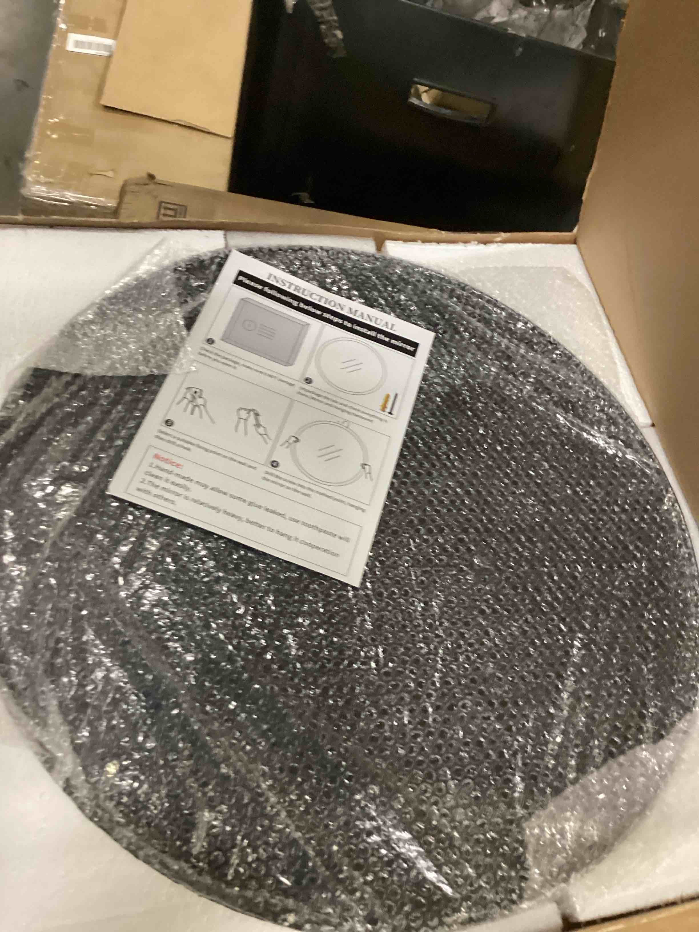 https://s3.amazonaws.com/lotting-images-prod/bidfta/BLU5873515_1720610363415.jpeg