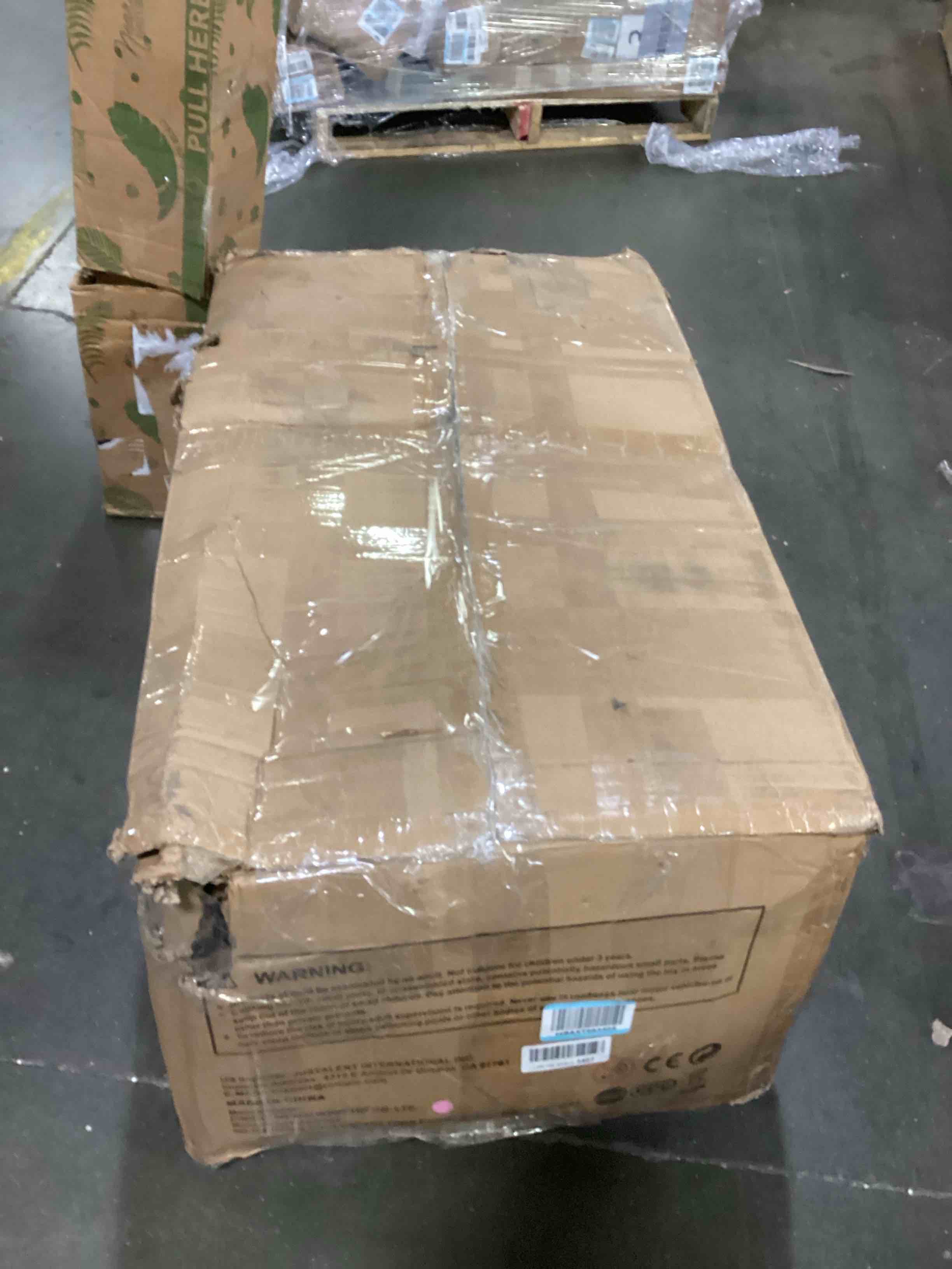 https://s3.amazonaws.com/lotting-images-prod/bidfta/BLU5873733_1720712330104.jpeg