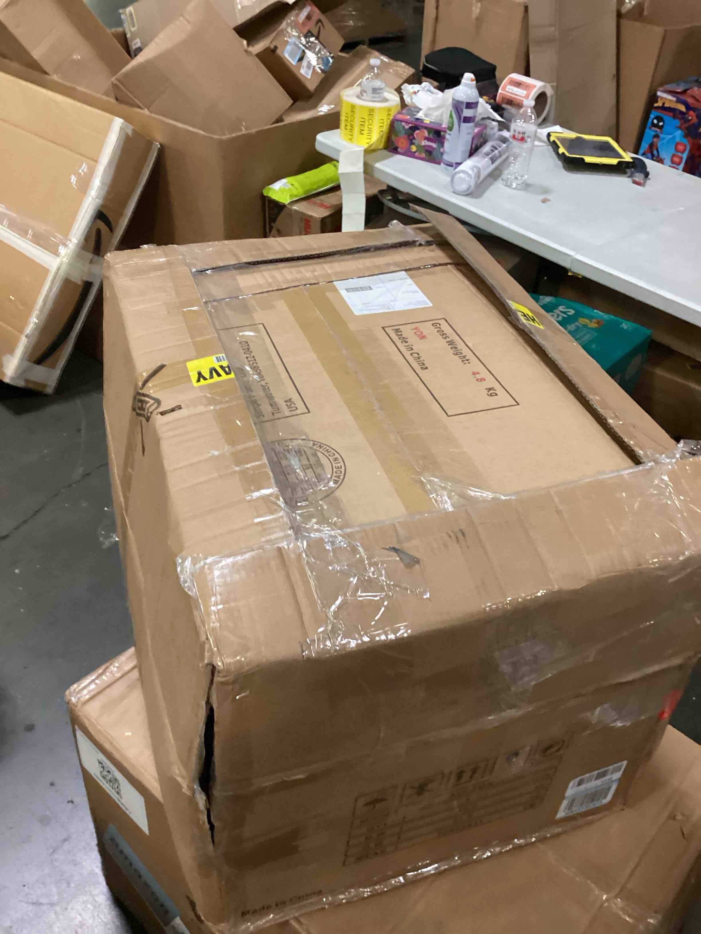 https://s3.amazonaws.com/lotting-images-prod/bidfta/BLU5873778_1720724547768.jpeg