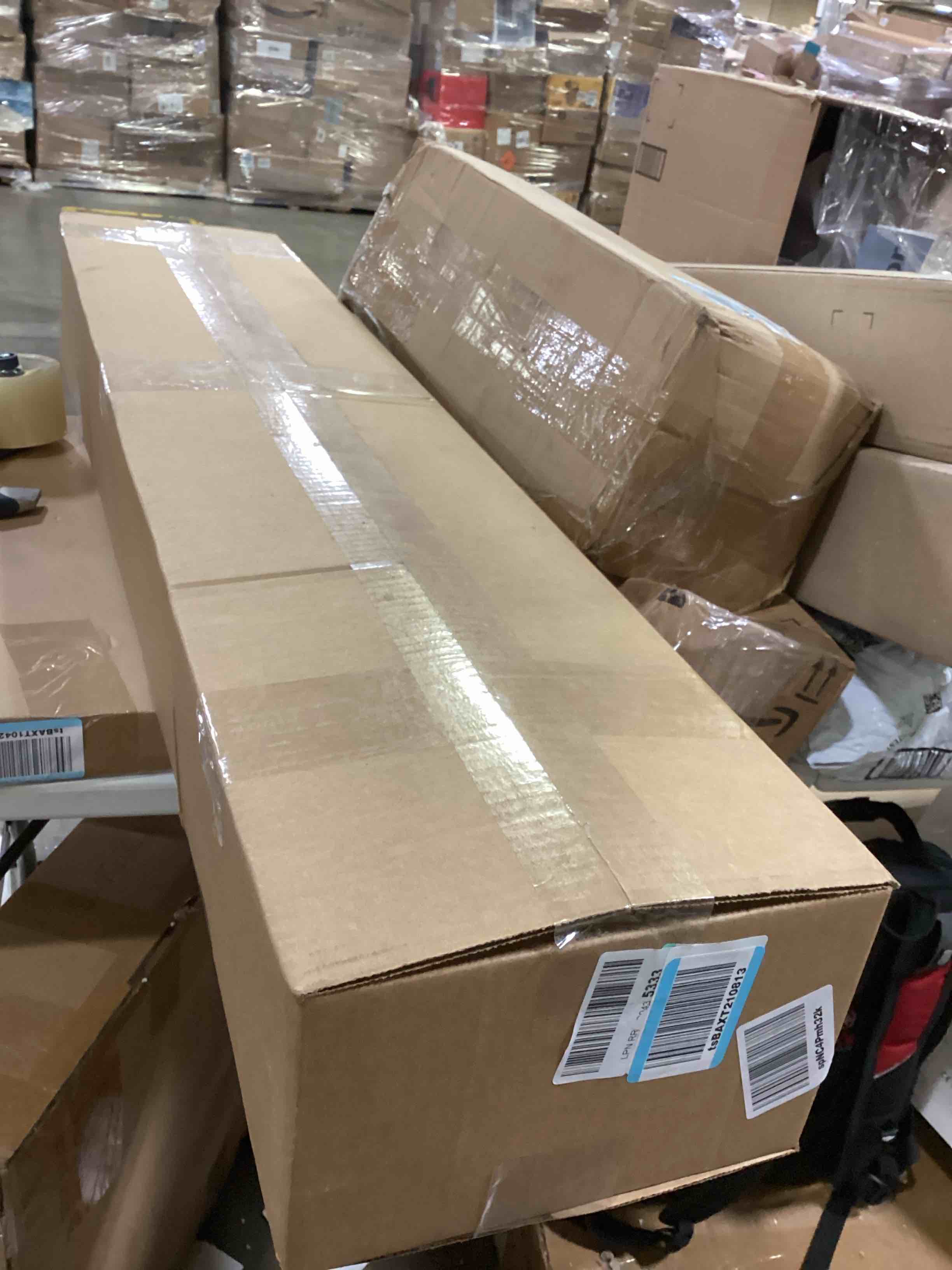 https://s3.amazonaws.com/lotting-images-prod/bidfta/BLU5873996_1721235990816.jpeg