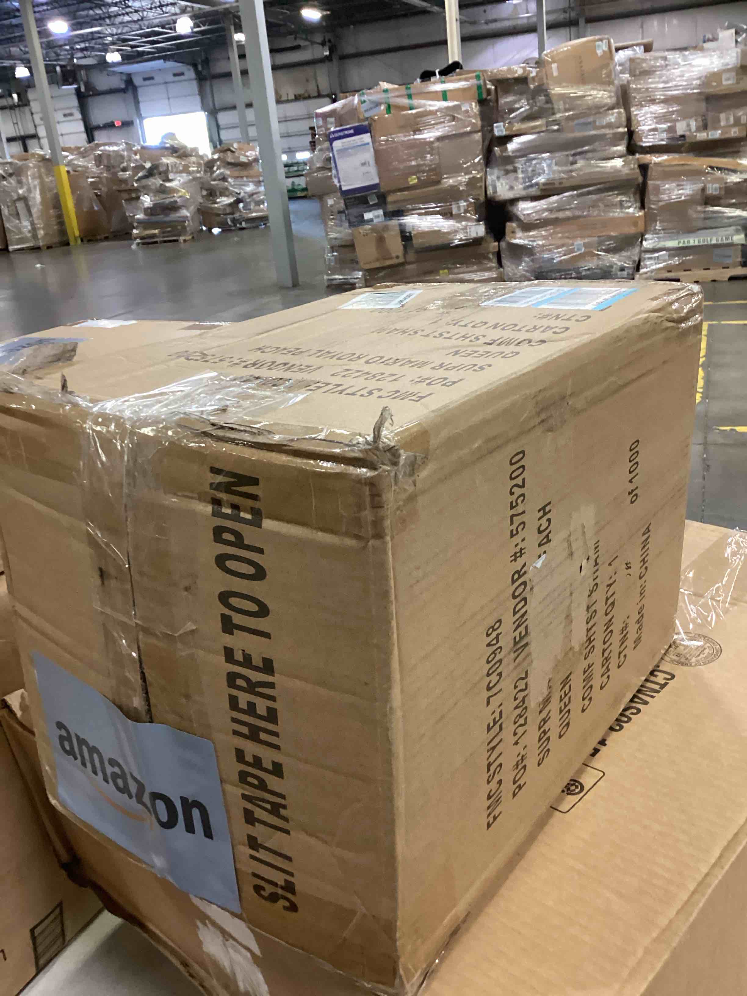 https://s3.amazonaws.com/lotting-images-prod/bidfta/BLU5874107_1721315290769.jpeg