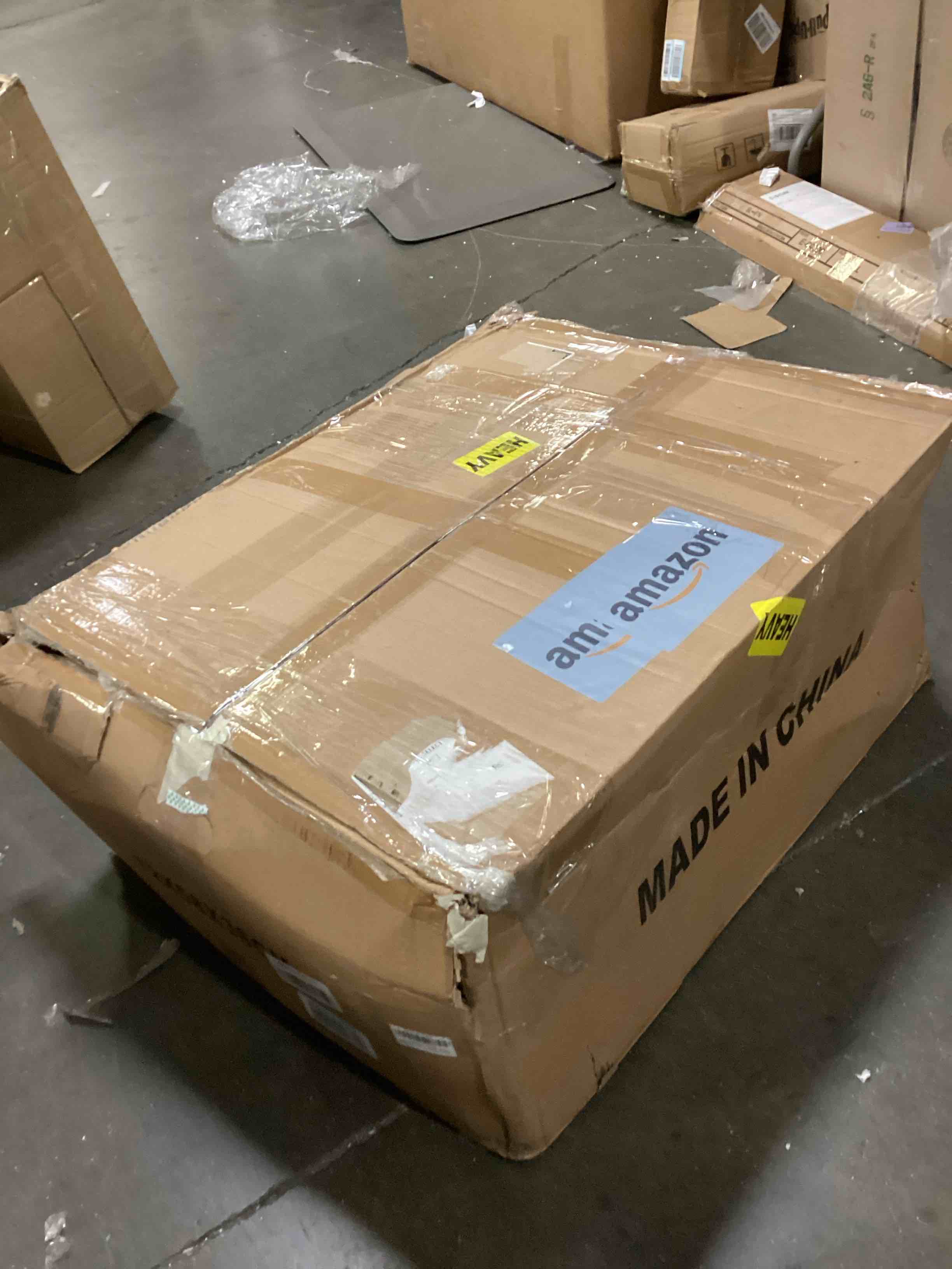 https://s3.amazonaws.com/lotting-images-prod/bidfta/BLU5874223_1721403452876.jpeg