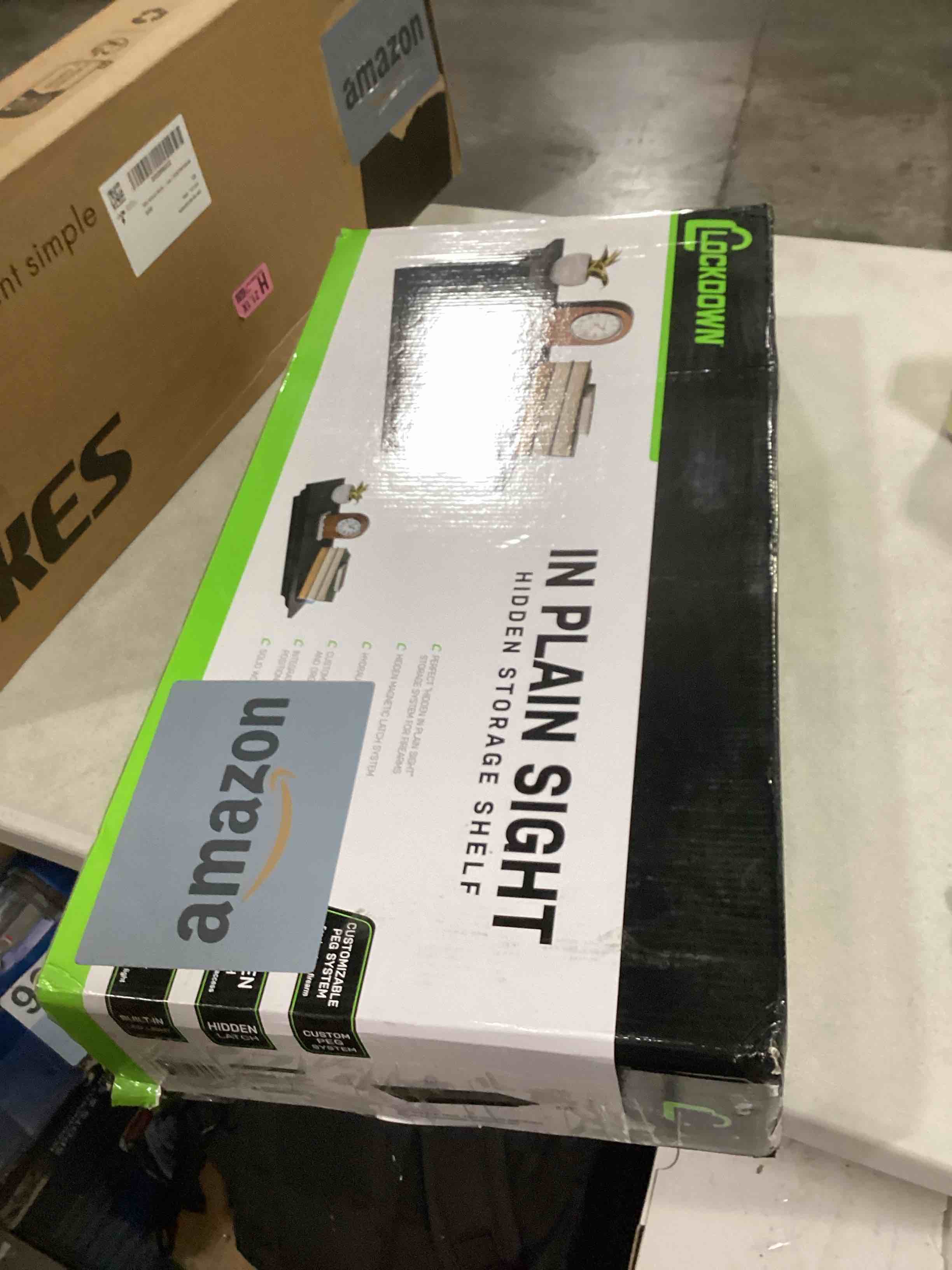 https://s3.amazonaws.com/lotting-images-prod/bidfta/BLU5874357_1721675170441.jpeg