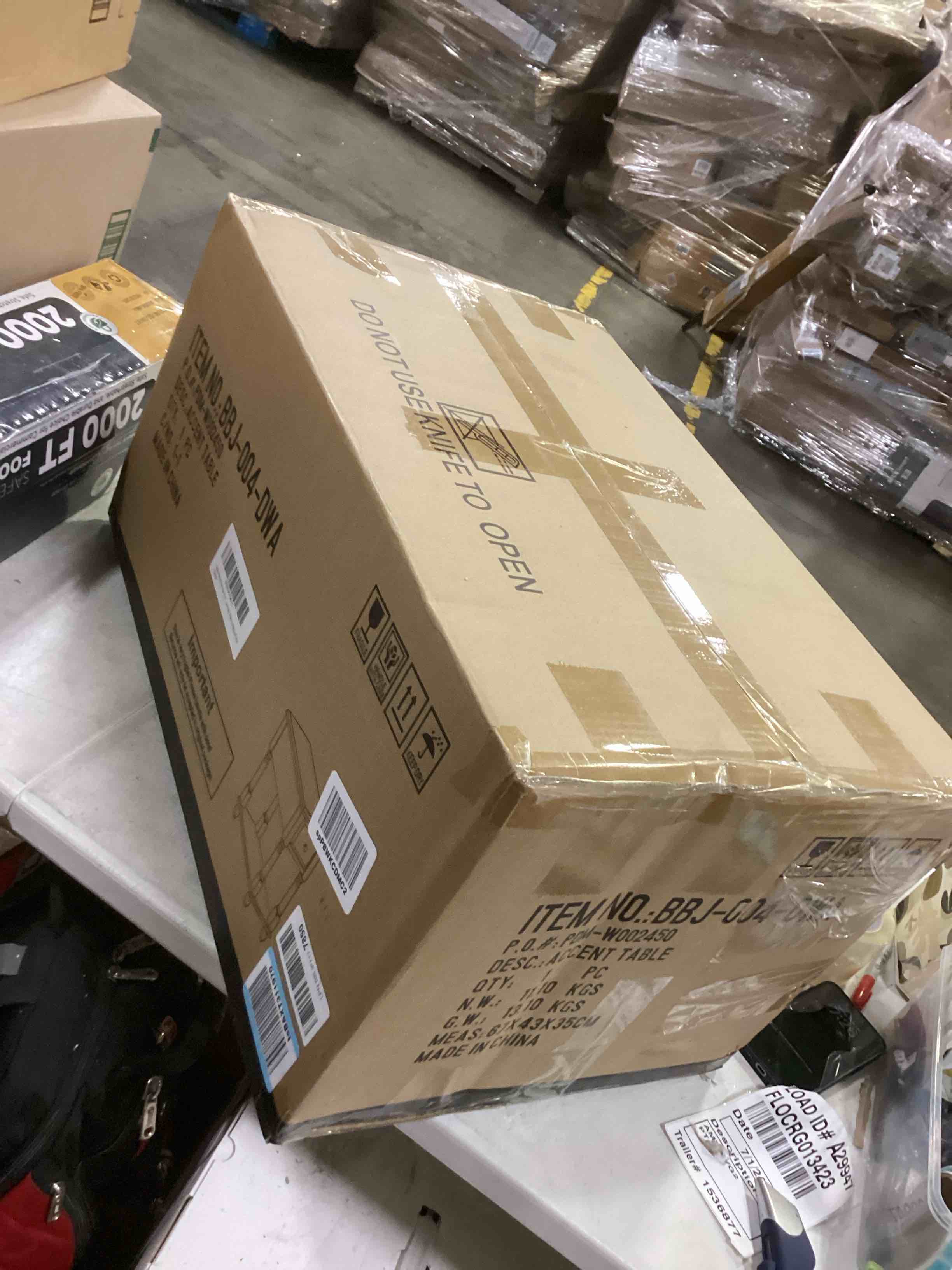 https://s3.amazonaws.com/lotting-images-prod/bidfta/BLU5874367_1721734015937.jpeg