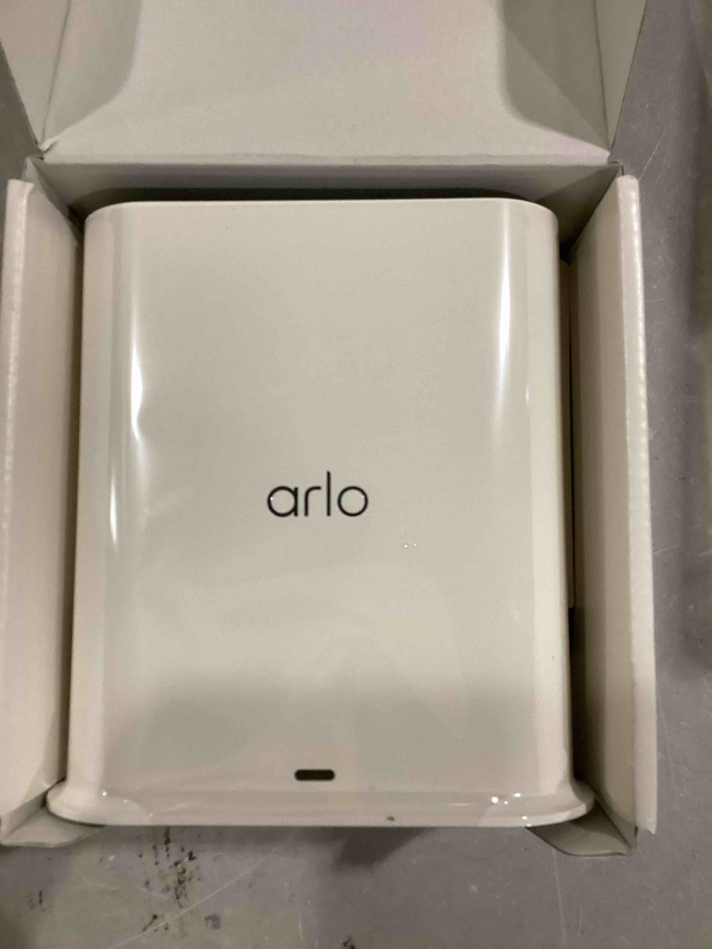https://s3.amazonaws.com/lotting-images-prod/bidfta/BLU5874476_1719849191229.jpeg