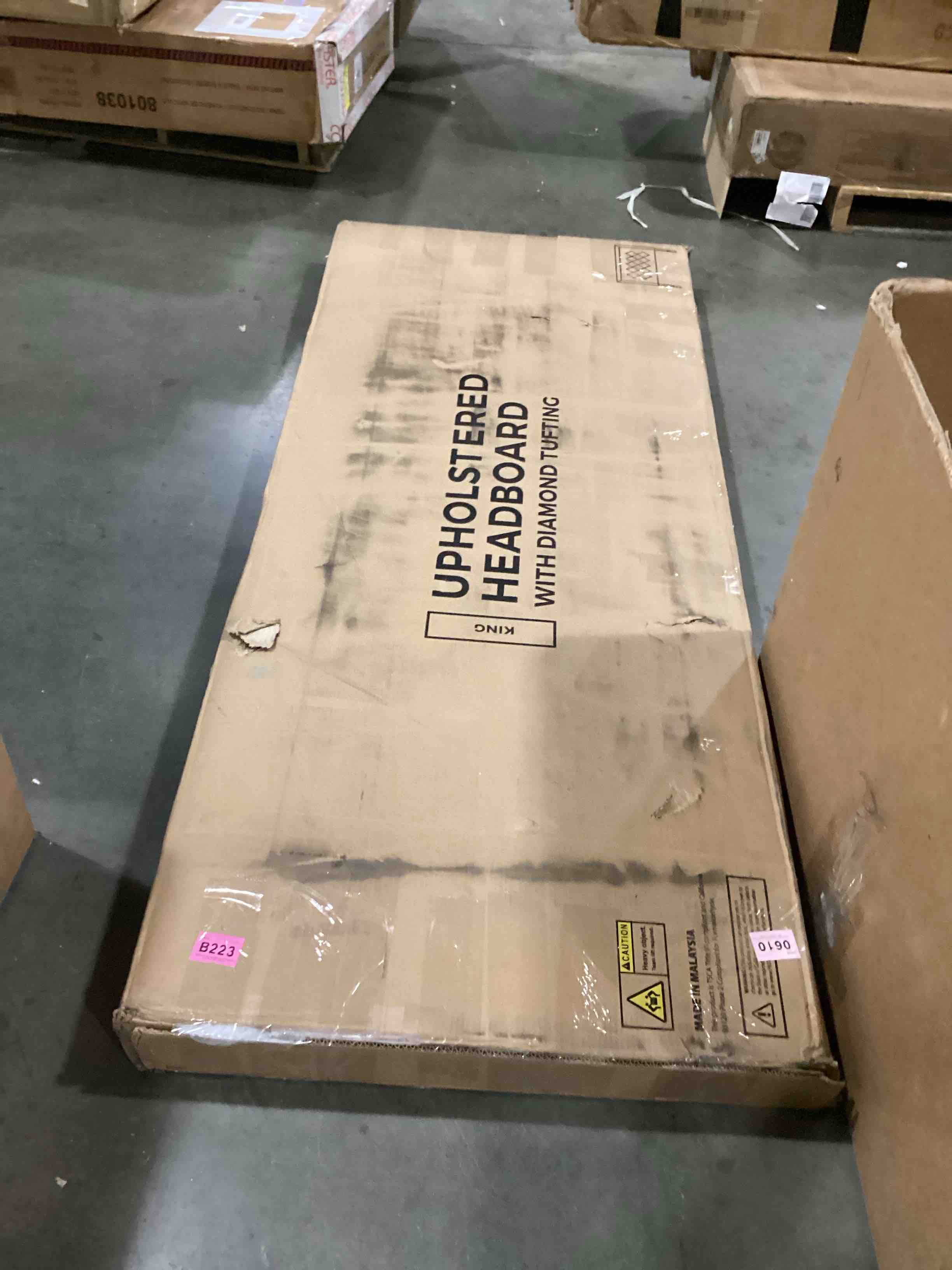 https://s3.amazonaws.com/lotting-images-prod/bidfta/BLU5874599_1719935082008.jpeg