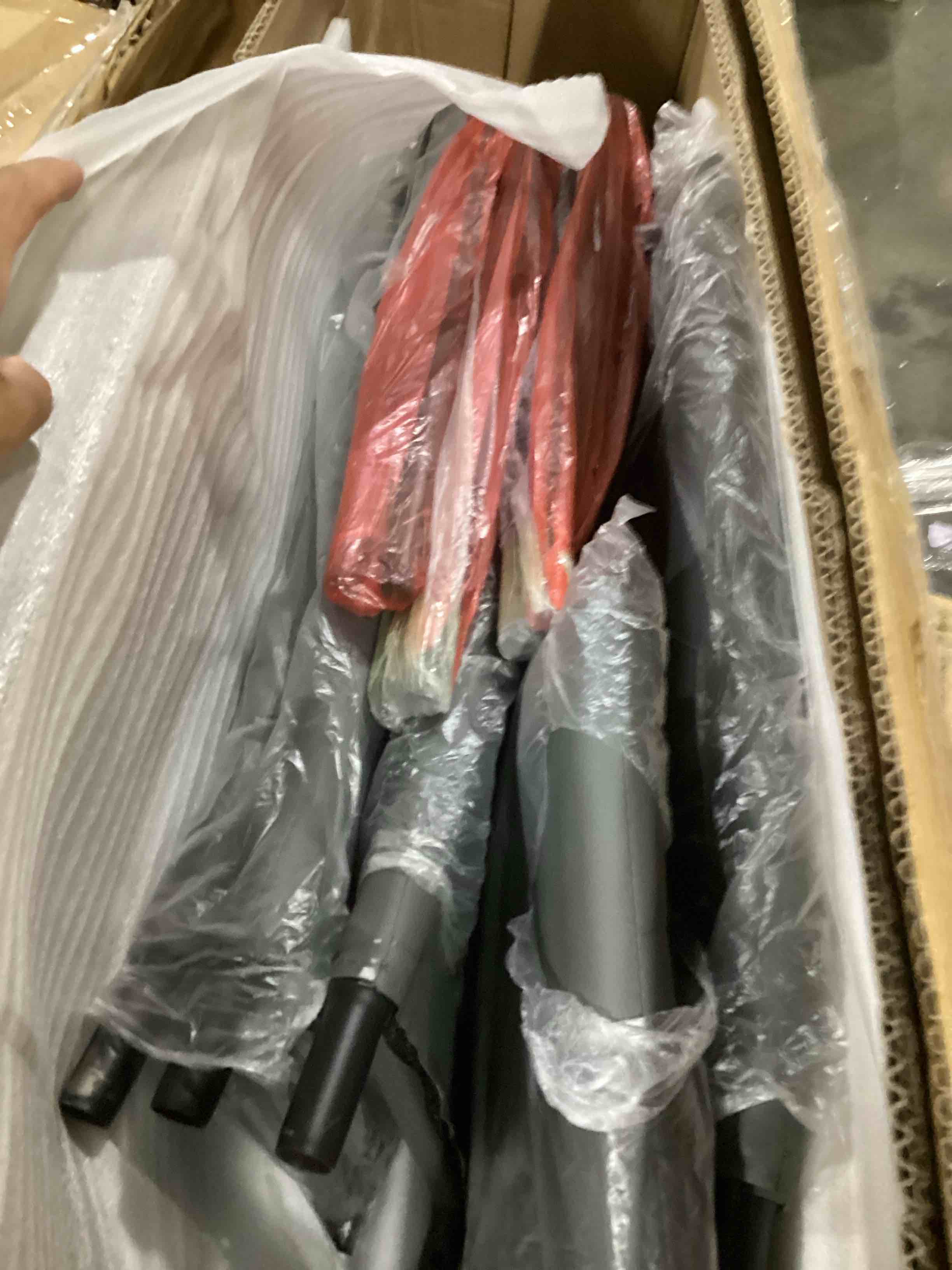 https://s3.amazonaws.com/lotting-images-prod/bidfta/BLU5874965_1720545931533.jpeg