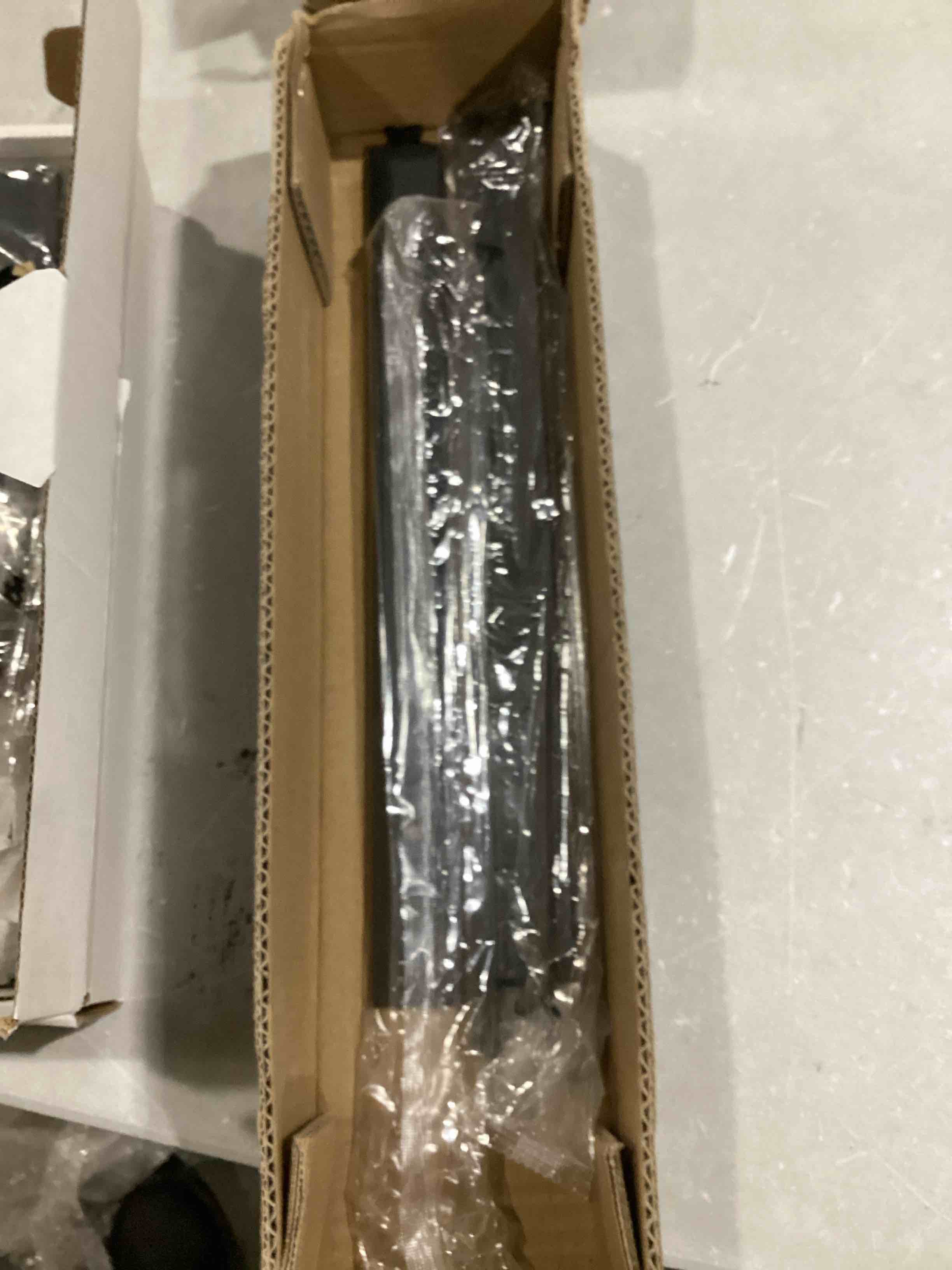 https://s3.amazonaws.com/lotting-images-prod/bidfta/BLU5874995_1720612466086.jpeg