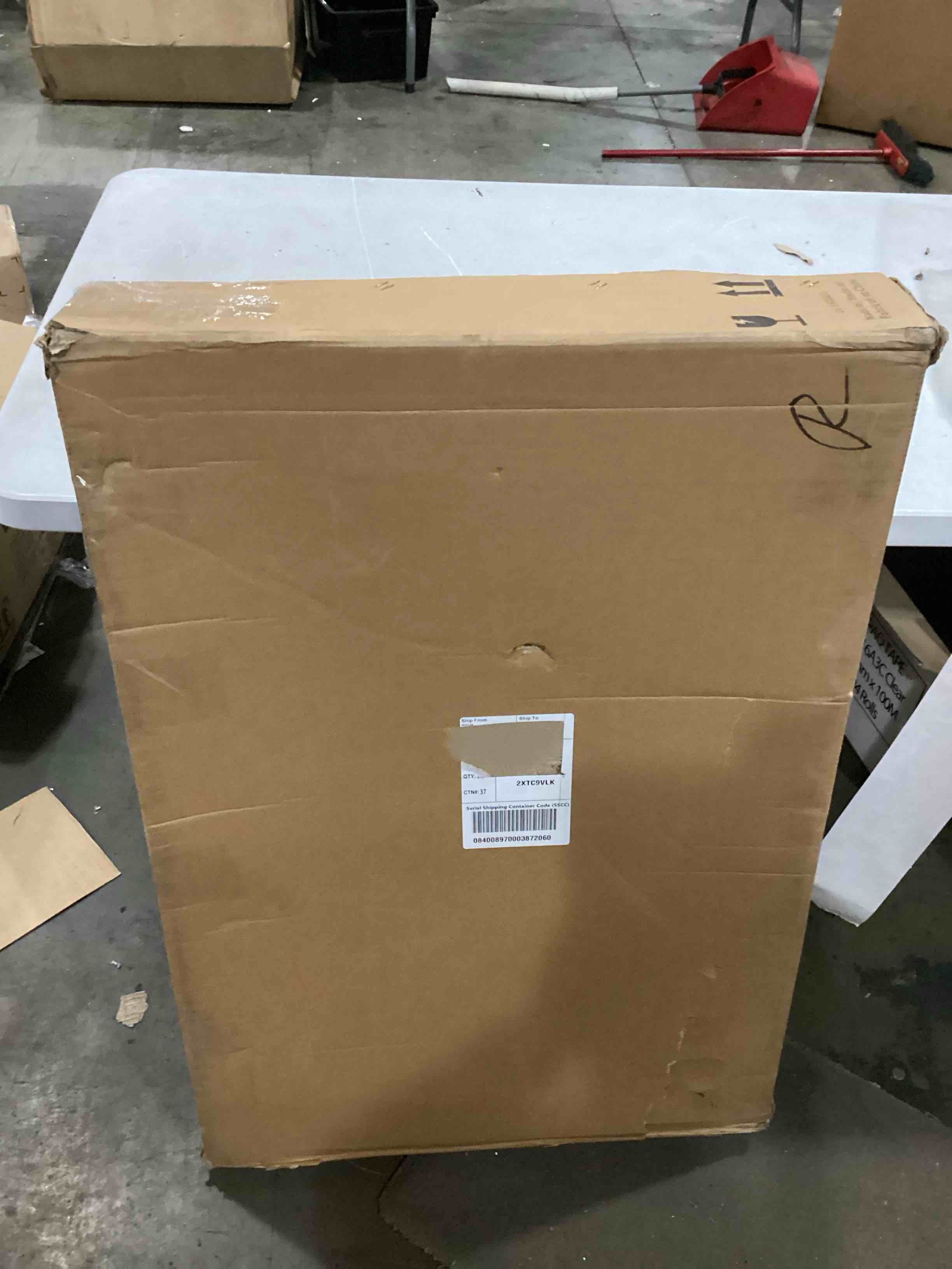 https://s3.amazonaws.com/lotting-images-prod/bidfta/BLU5875058_1720626342292.jpeg