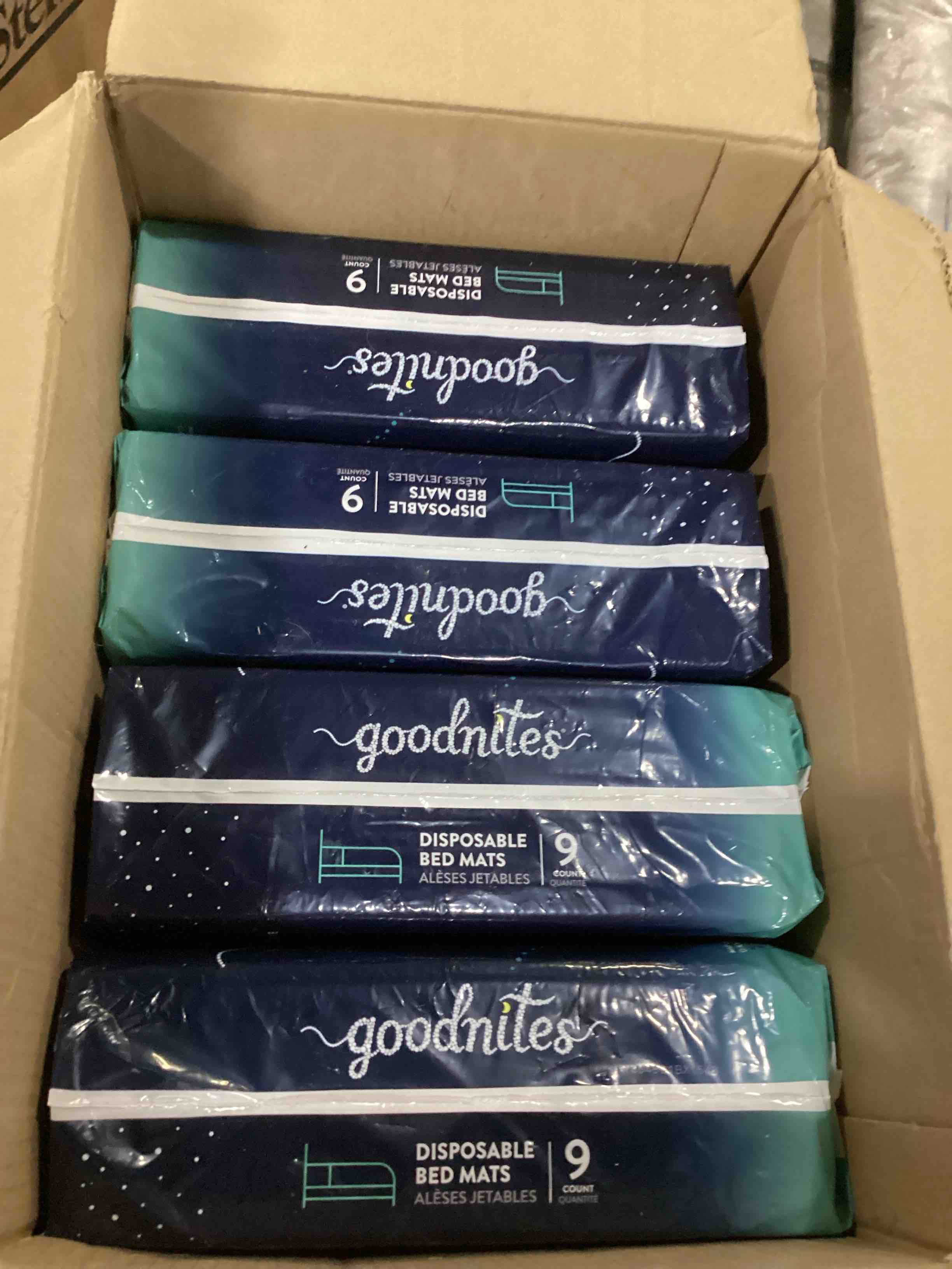 https://s3.amazonaws.com/lotting-images-prod/bidfta/BLU5875186_1720706090868.jpeg