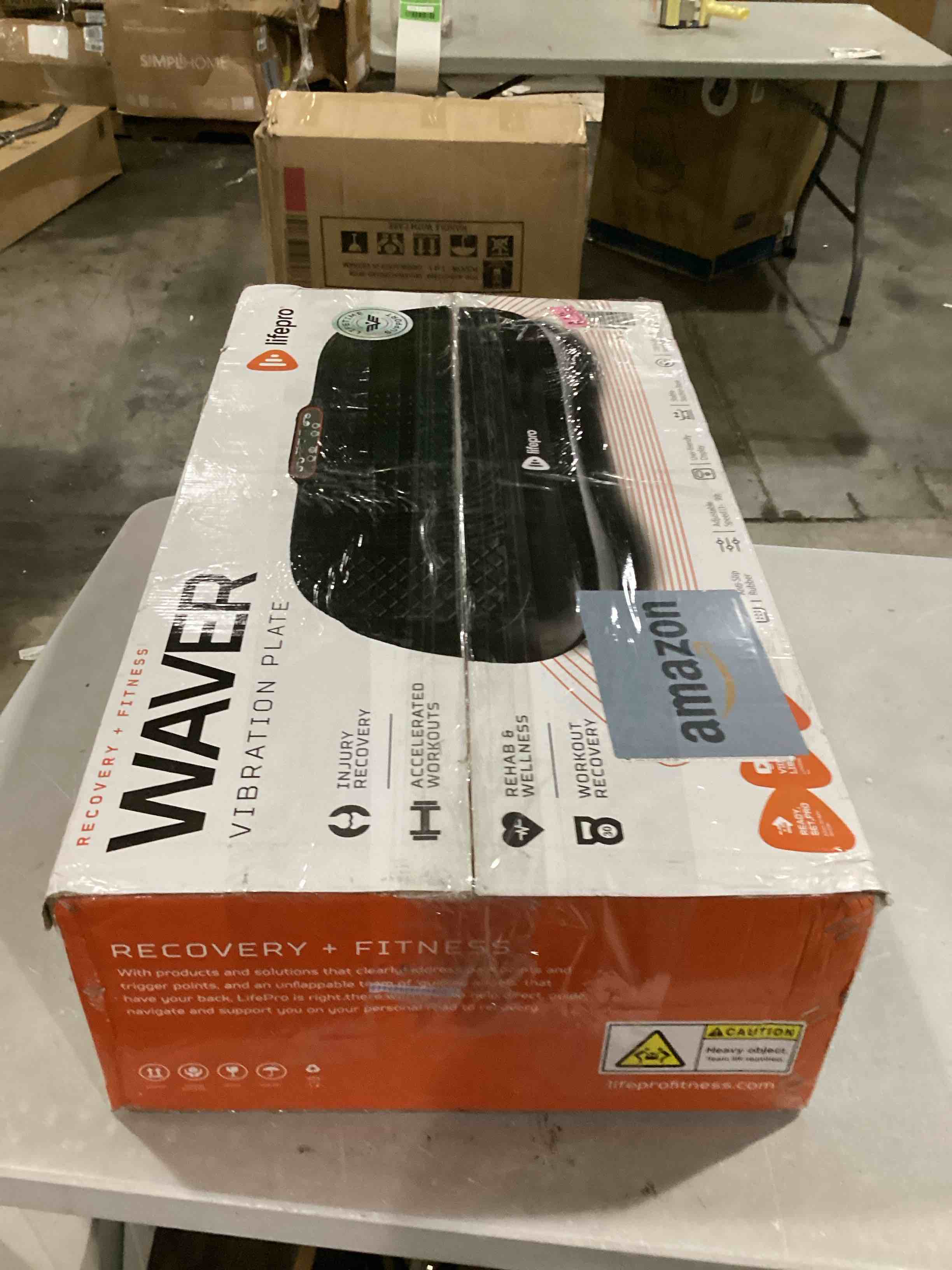 https://s3.amazonaws.com/lotting-images-prod/bidfta/BLU5875246_1720717980069.jpeg