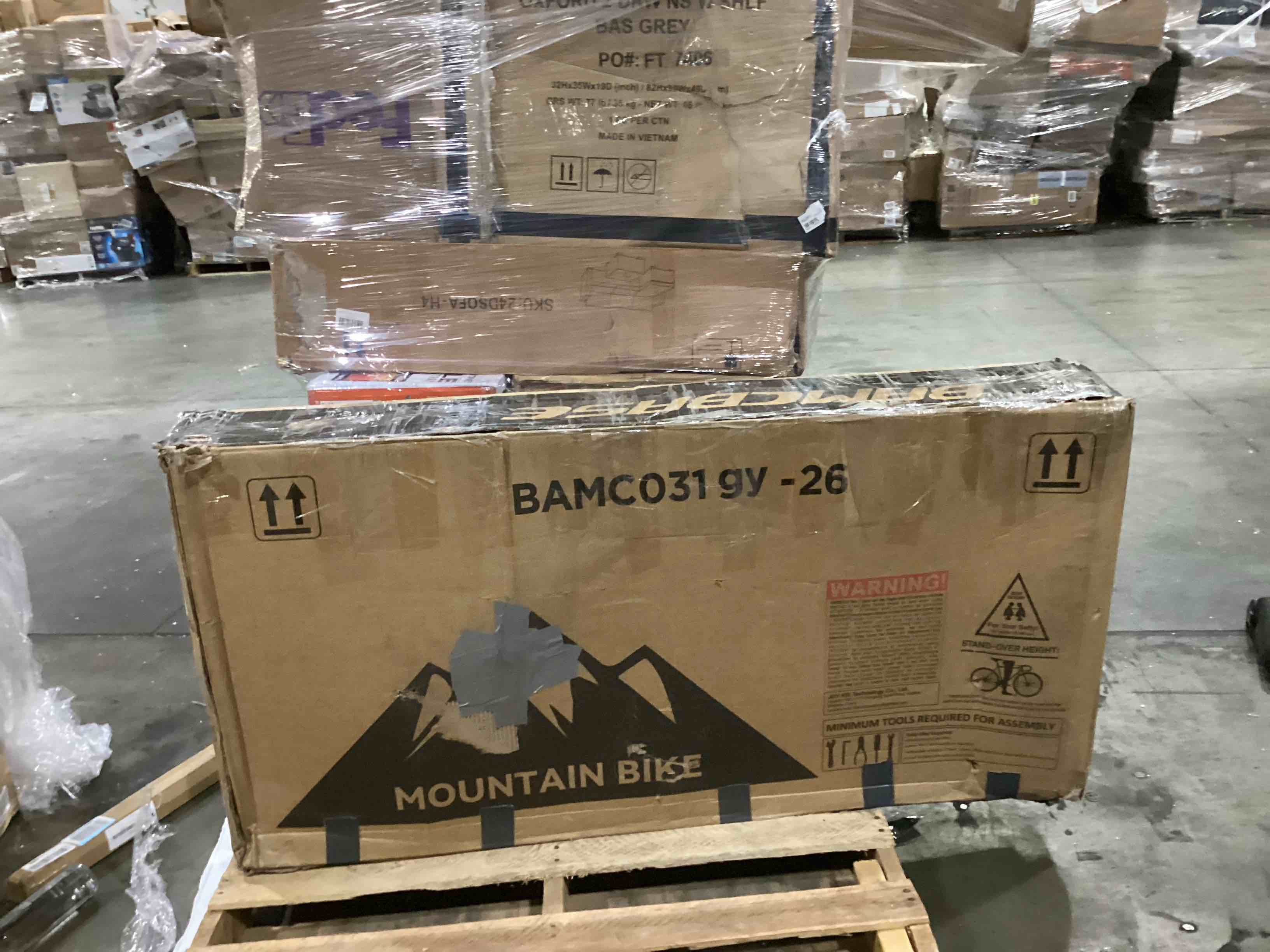 https://s3.amazonaws.com/lotting-images-prod/bidfta/BLU5875355_1720797687963.jpeg