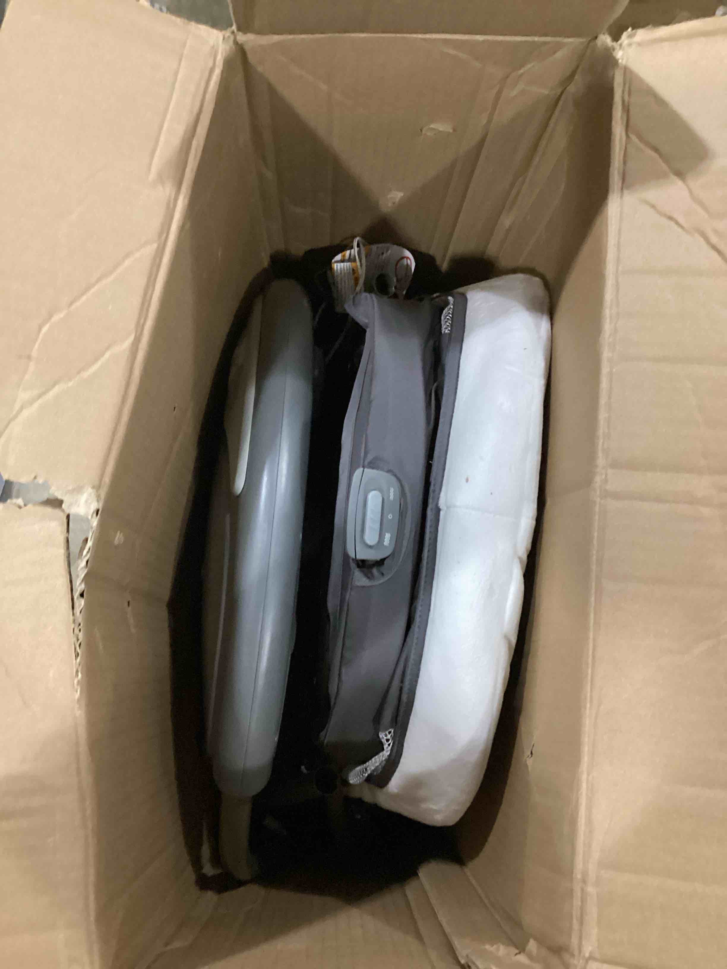 https://s3.amazonaws.com/lotting-images-prod/bidfta/BLU5875753_1721312903282.jpeg