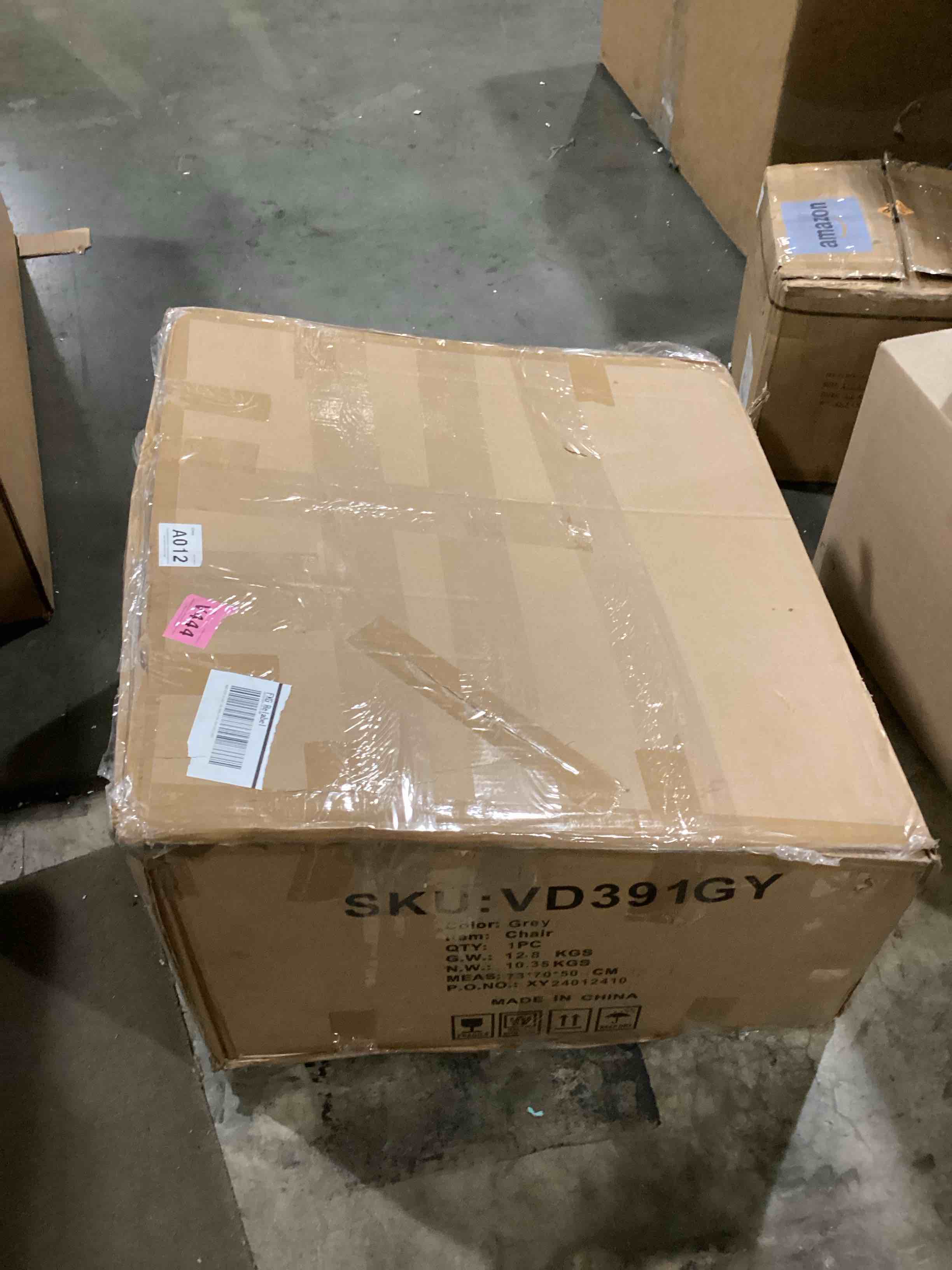 https://s3.amazonaws.com/lotting-images-prod/bidfta/BLU5875854_1721392899516.jpeg