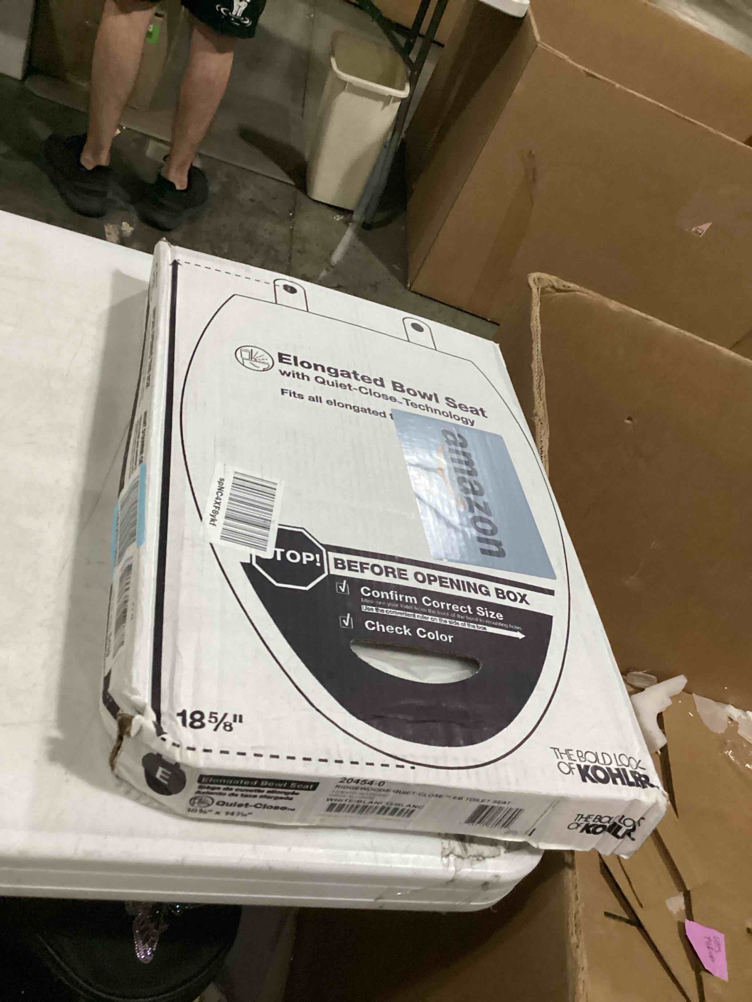 https://s3.amazonaws.com/lotting-images-prod/bidfta/BLU5876279_1718909204447.jpeg