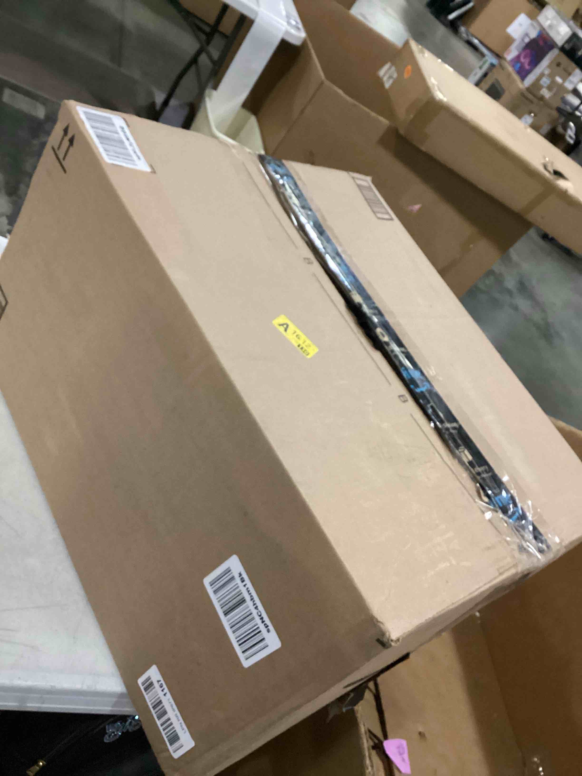 https://s3.amazonaws.com/lotting-images-prod/bidfta/BLU5876324_1719318689119.jpeg