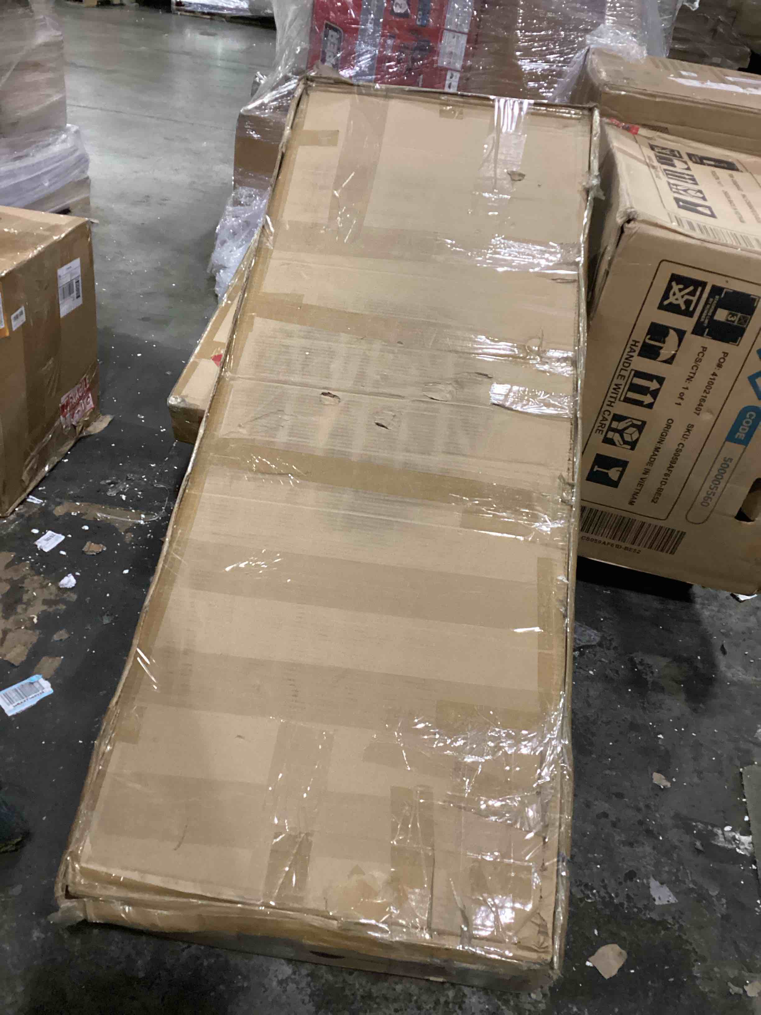 https://s3.amazonaws.com/lotting-images-prod/bidfta/BLU5876991_1720551984110.jpeg