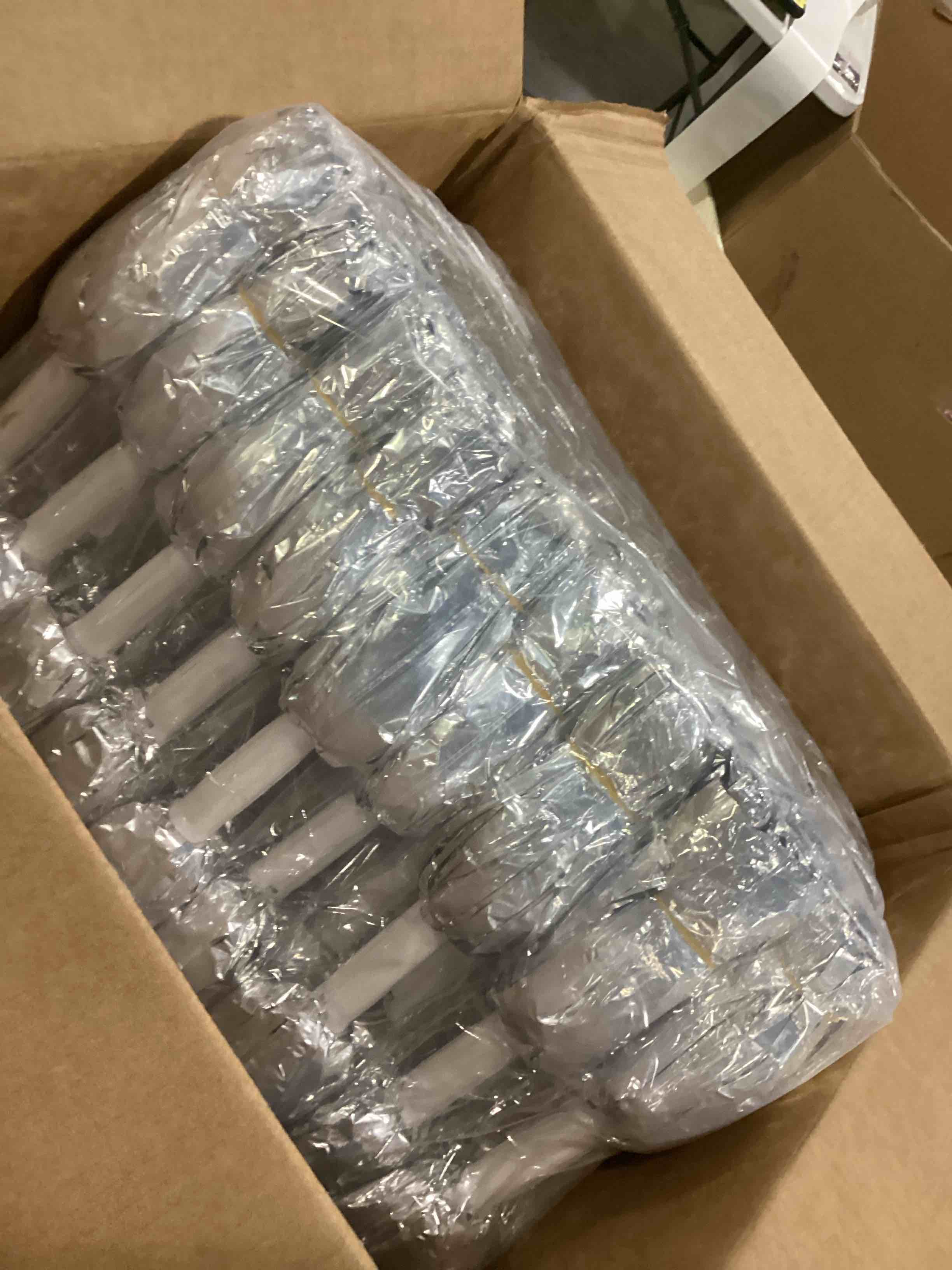 https://s3.amazonaws.com/lotting-images-prod/bidfta/BLU5877108_1720635766699.jpeg