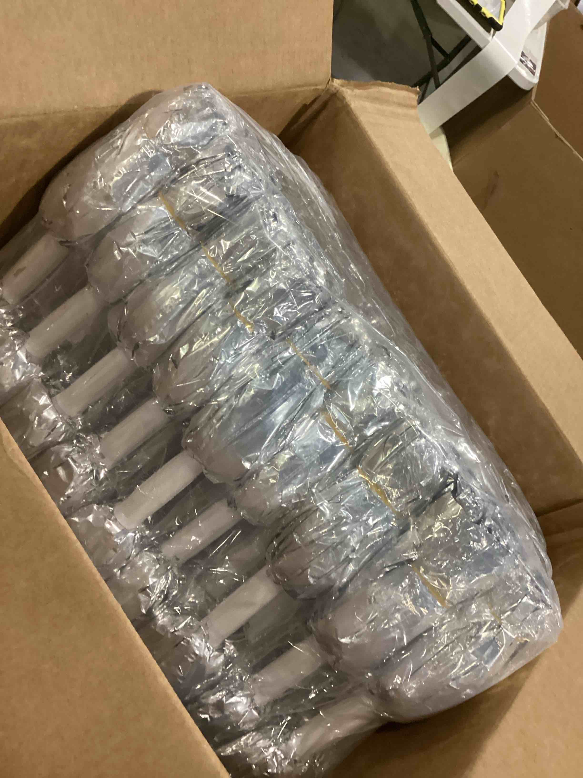 https://s3.amazonaws.com/lotting-images-prod/bidfta/BLU5877108_1720635767521.jpeg