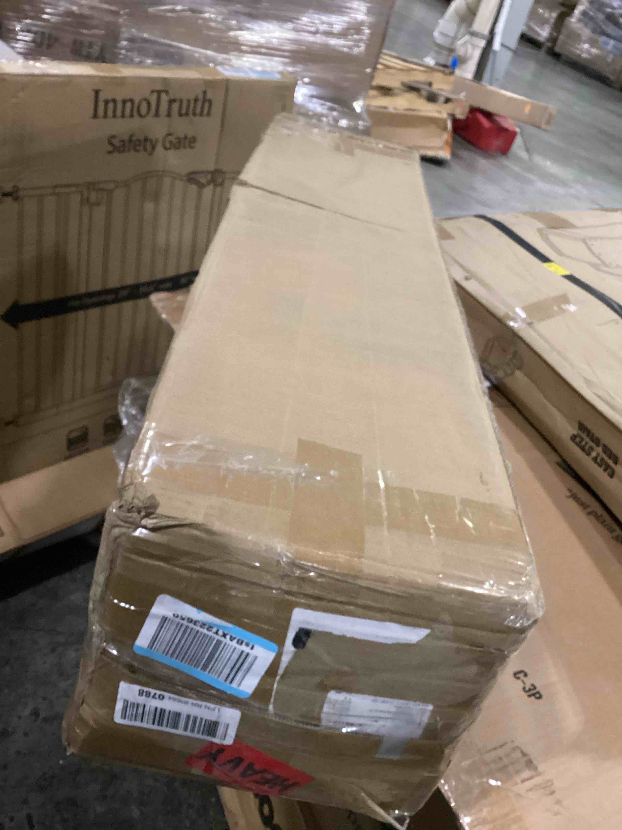 https://s3.amazonaws.com/lotting-images-prod/bidfta/BLU5877168_1720789263896.jpeg