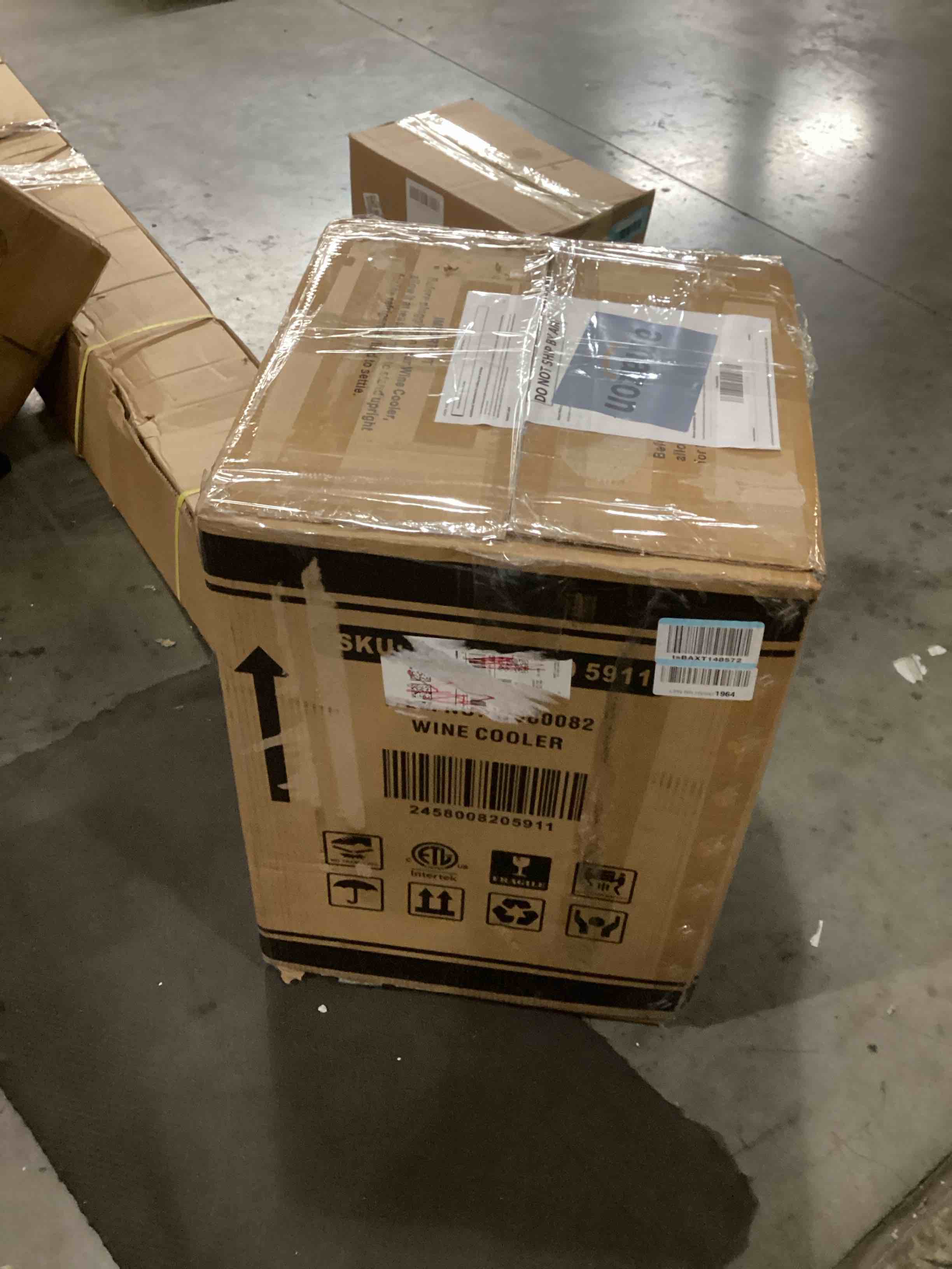 https://s3.amazonaws.com/lotting-images-prod/bidfta/BLU5877697_1718130519096.jpeg