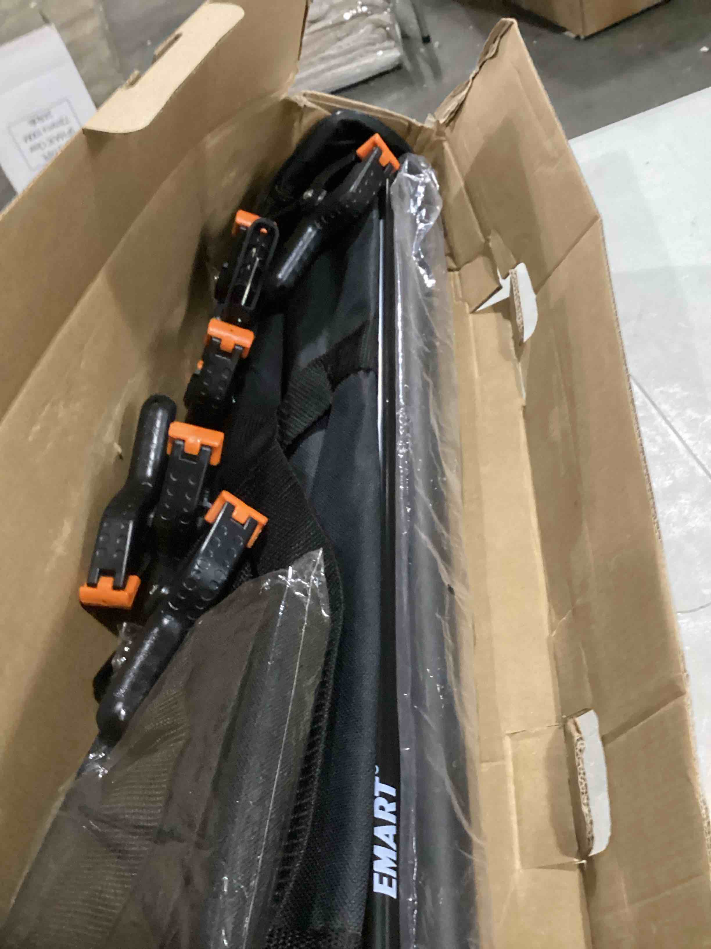 https://s3.amazonaws.com/lotting-images-prod/bidfta/BLU5877830_1718218483179.jpeg