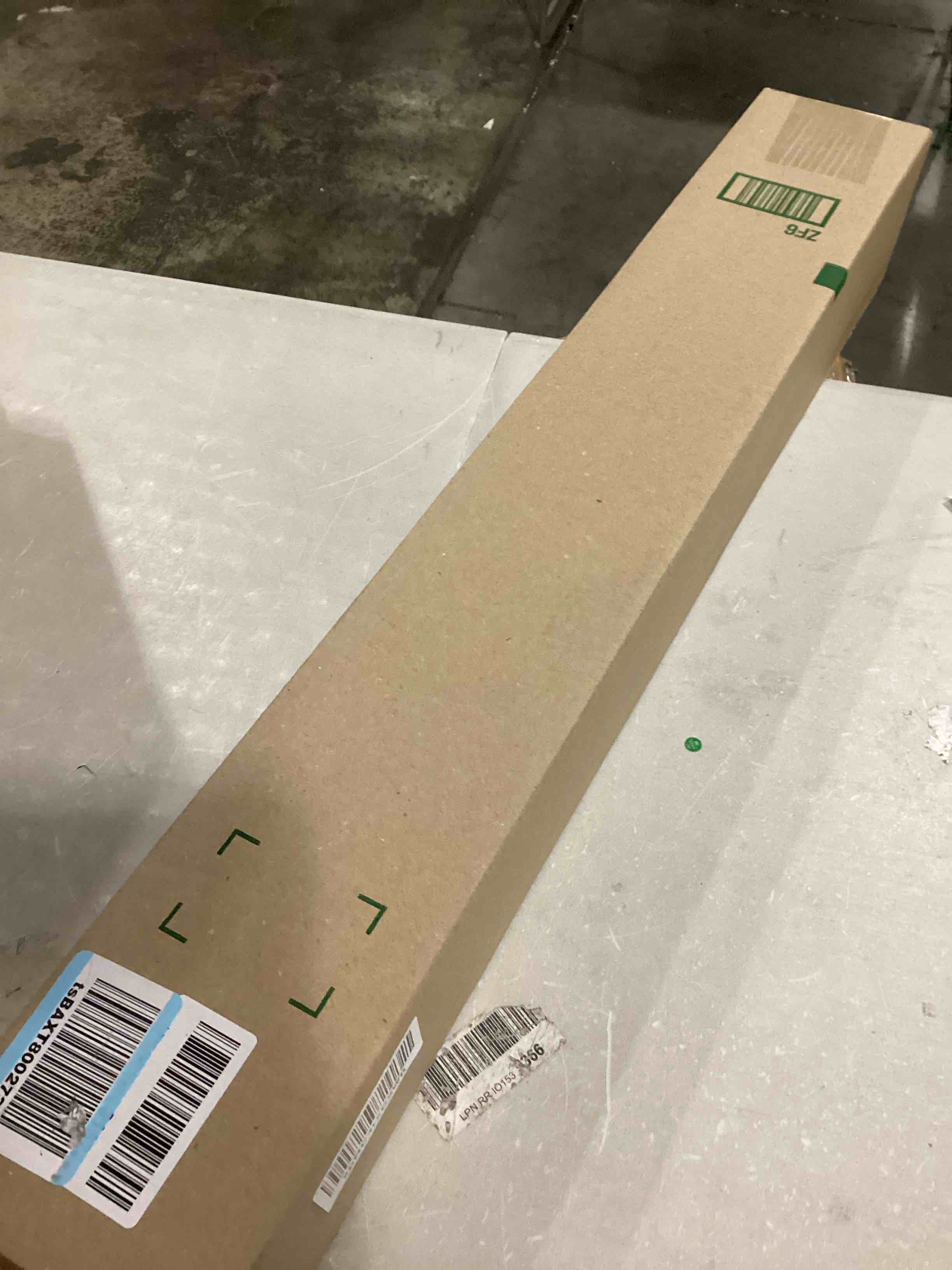 https://s3.amazonaws.com/lotting-images-prod/bidfta/BLU5878598_1718803351817.jpeg